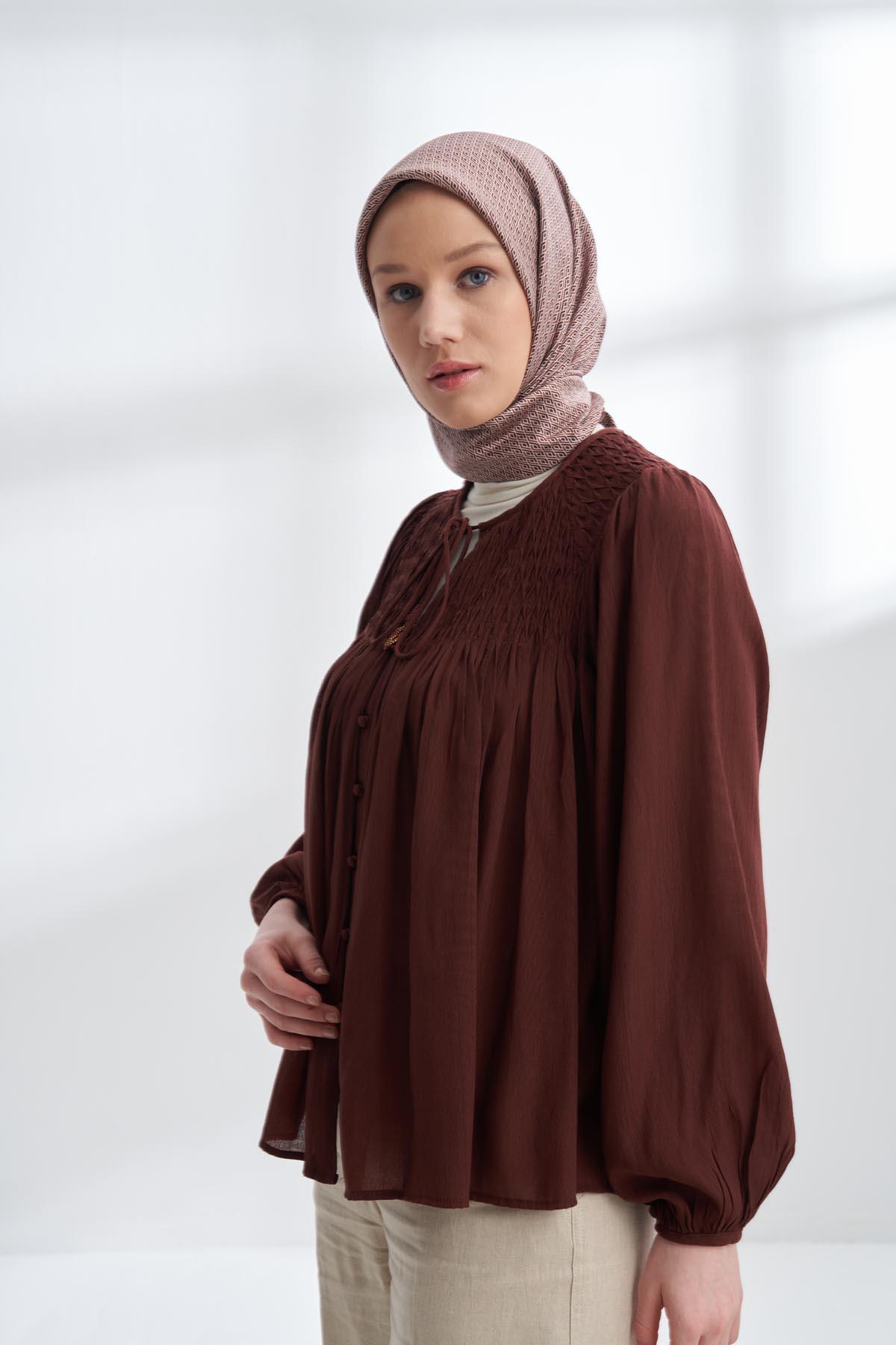 Armanda Noire Desen Tivil İpek Eşarp 4303-Kızıl Kahve