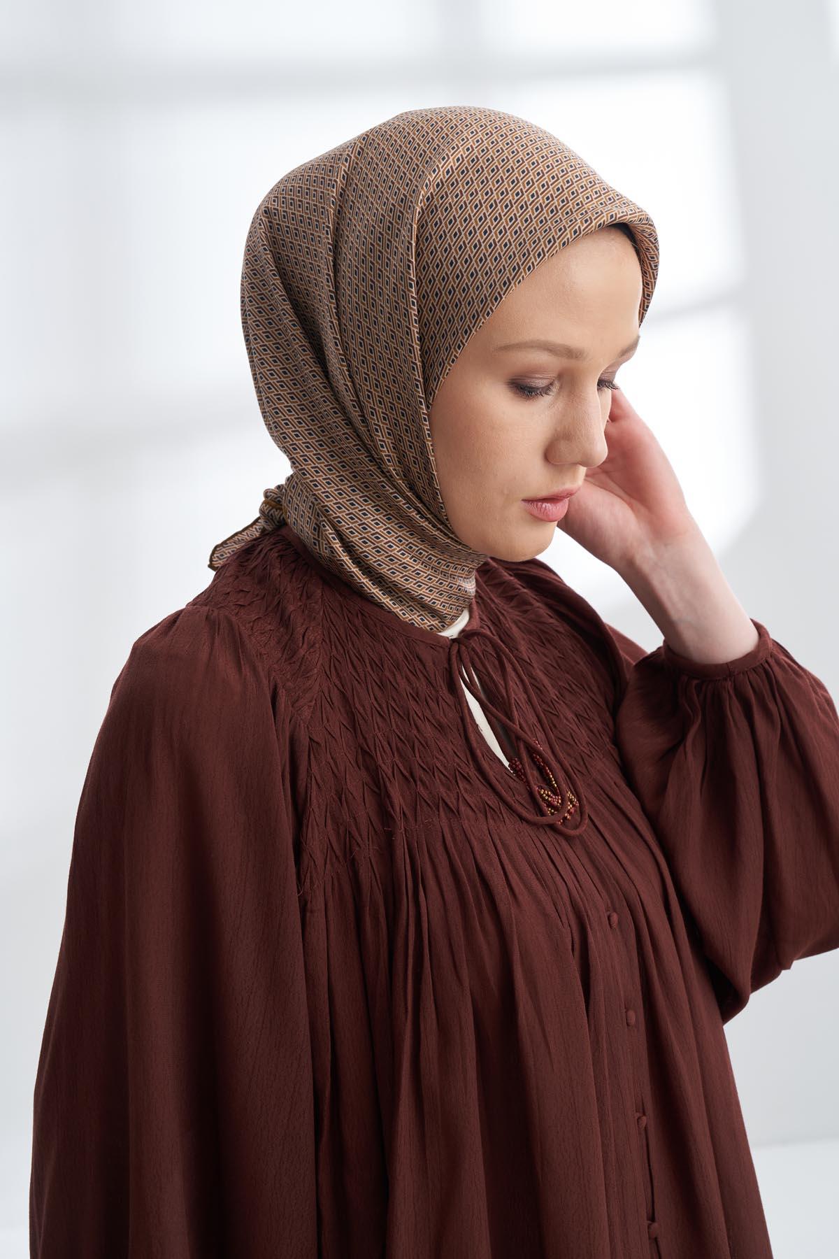 Armanda Noire Desen Tivil İpek Eşarp 4303-Karamel