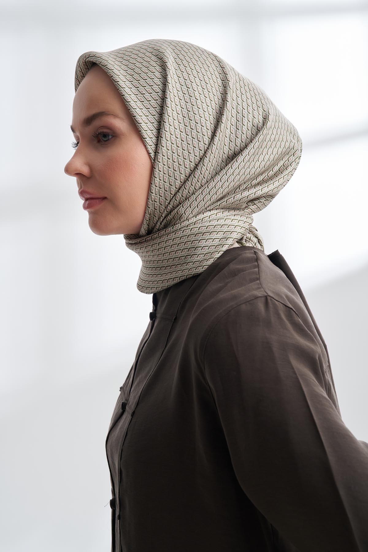 Armanda Noire Desen Tivil İpek Eşarp 4303-Haki