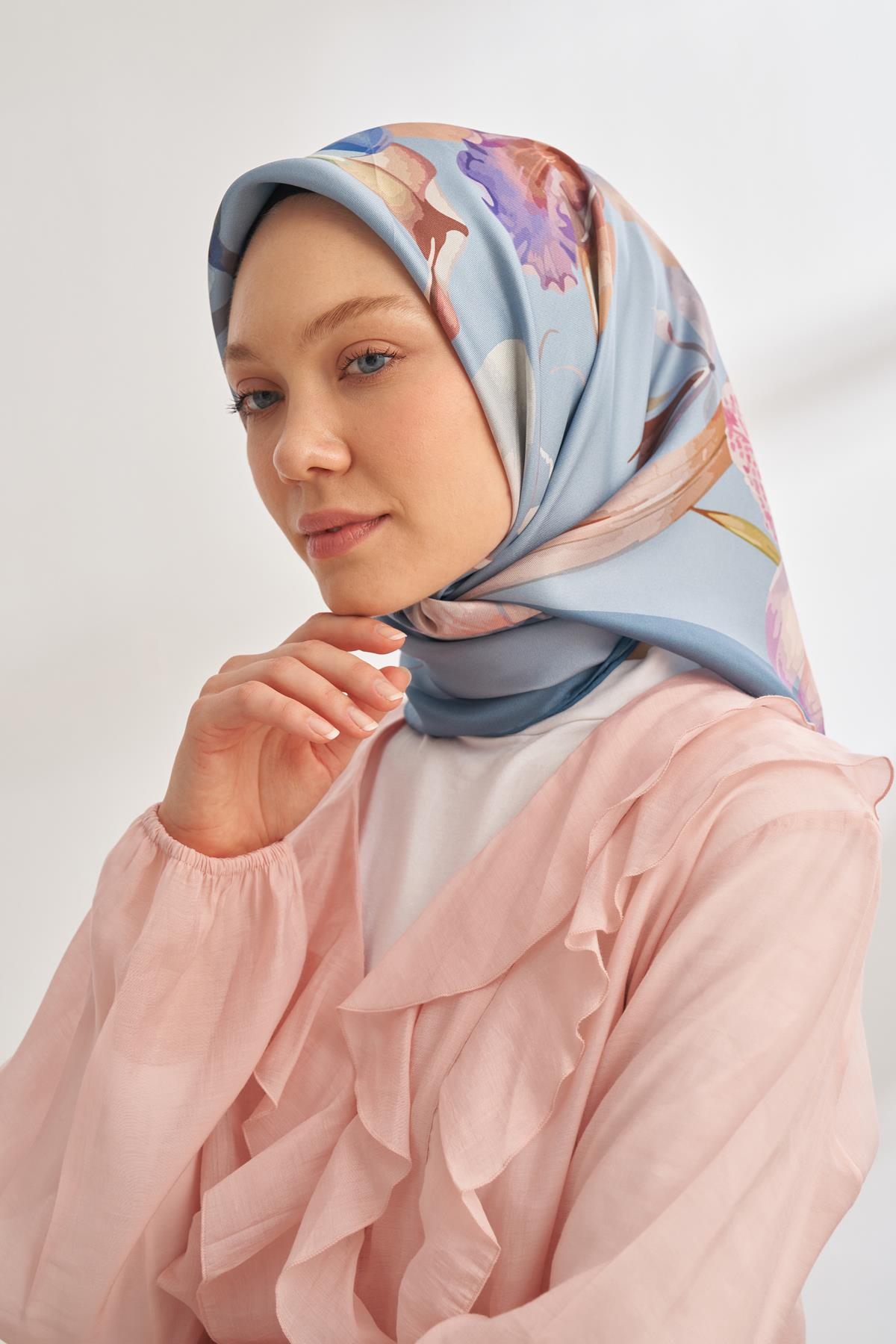 Armanda Rosie DesenTivil İpek Eşarp 4315-Kot Mavi