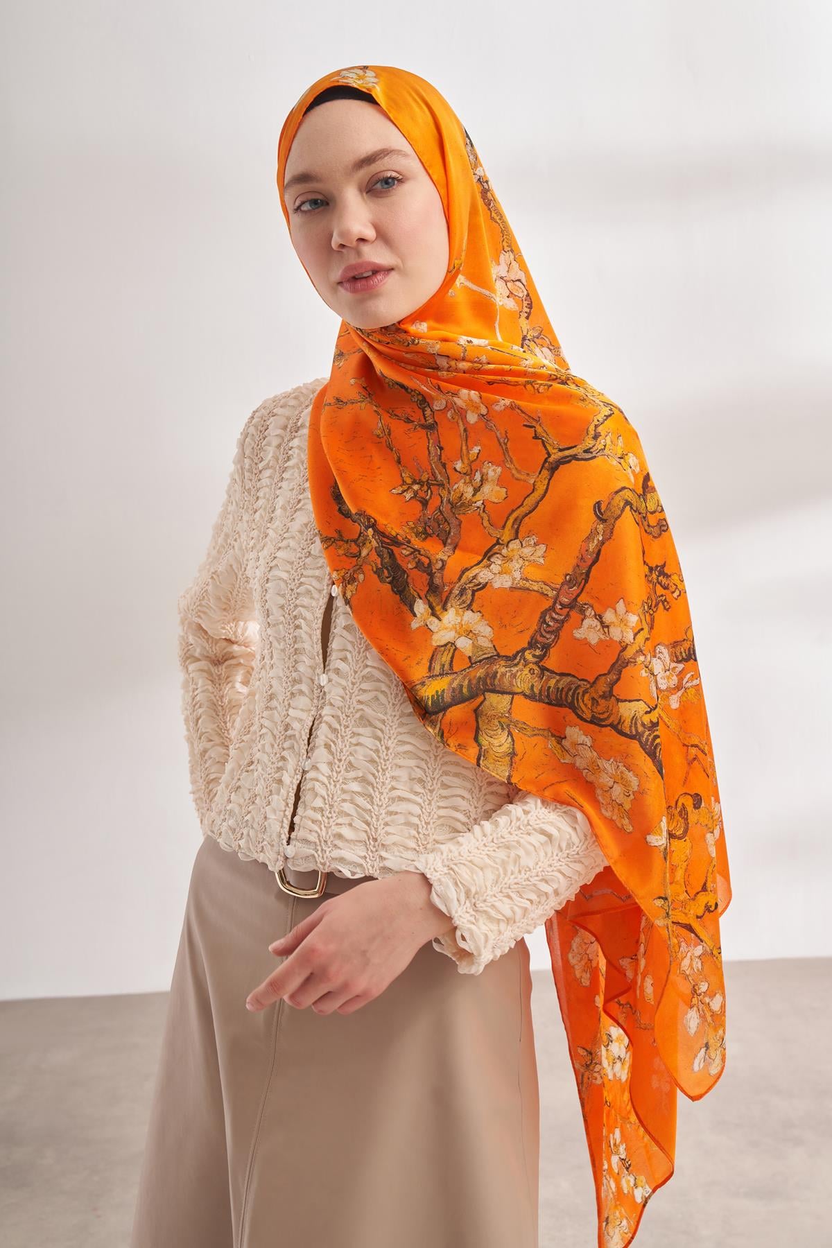 Armanda Vual Almond Bloom Desen Şal 04464-Orange