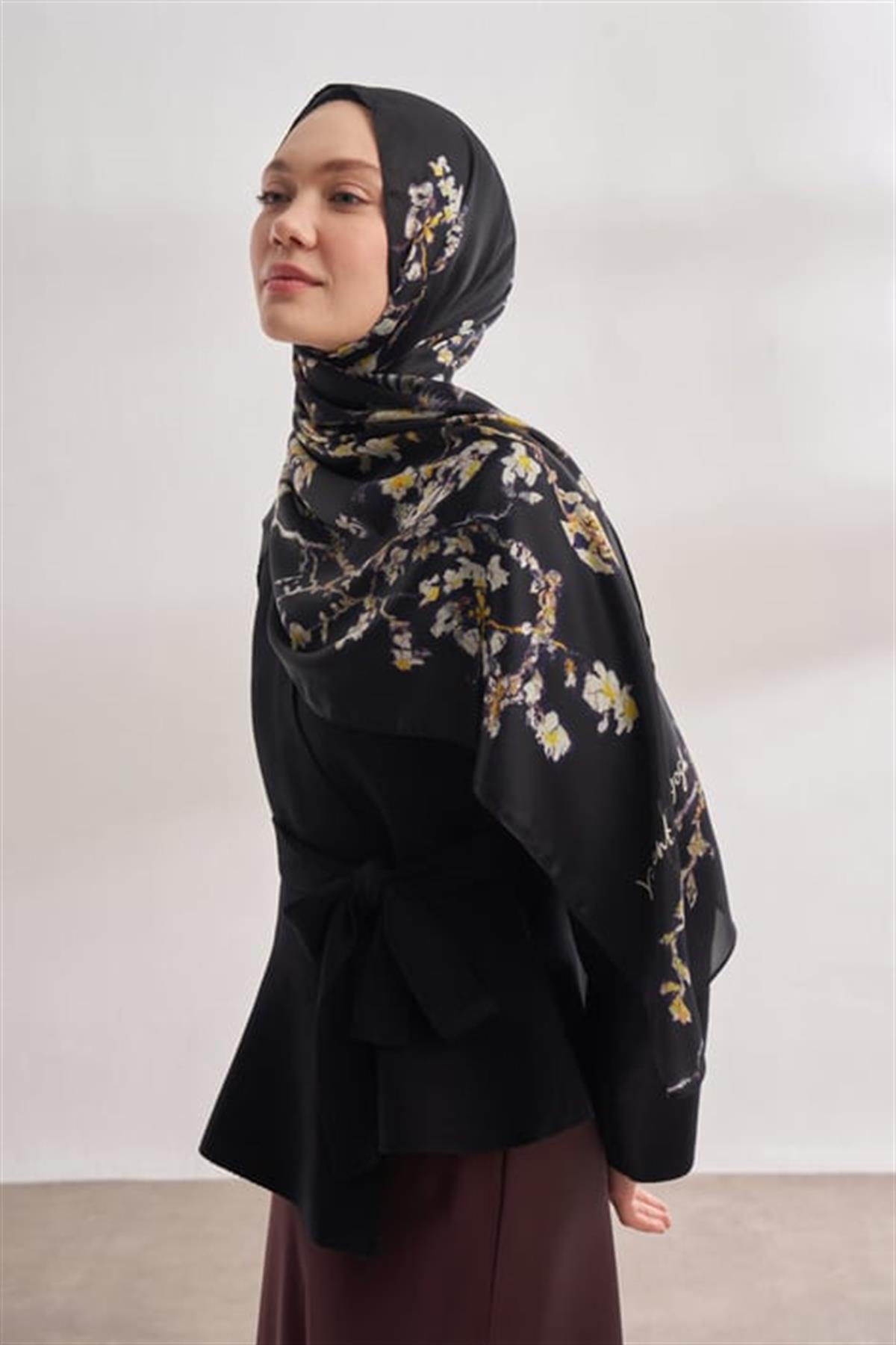 Armanda Vual Almond Bloom Desen Şal 04464-Siyah