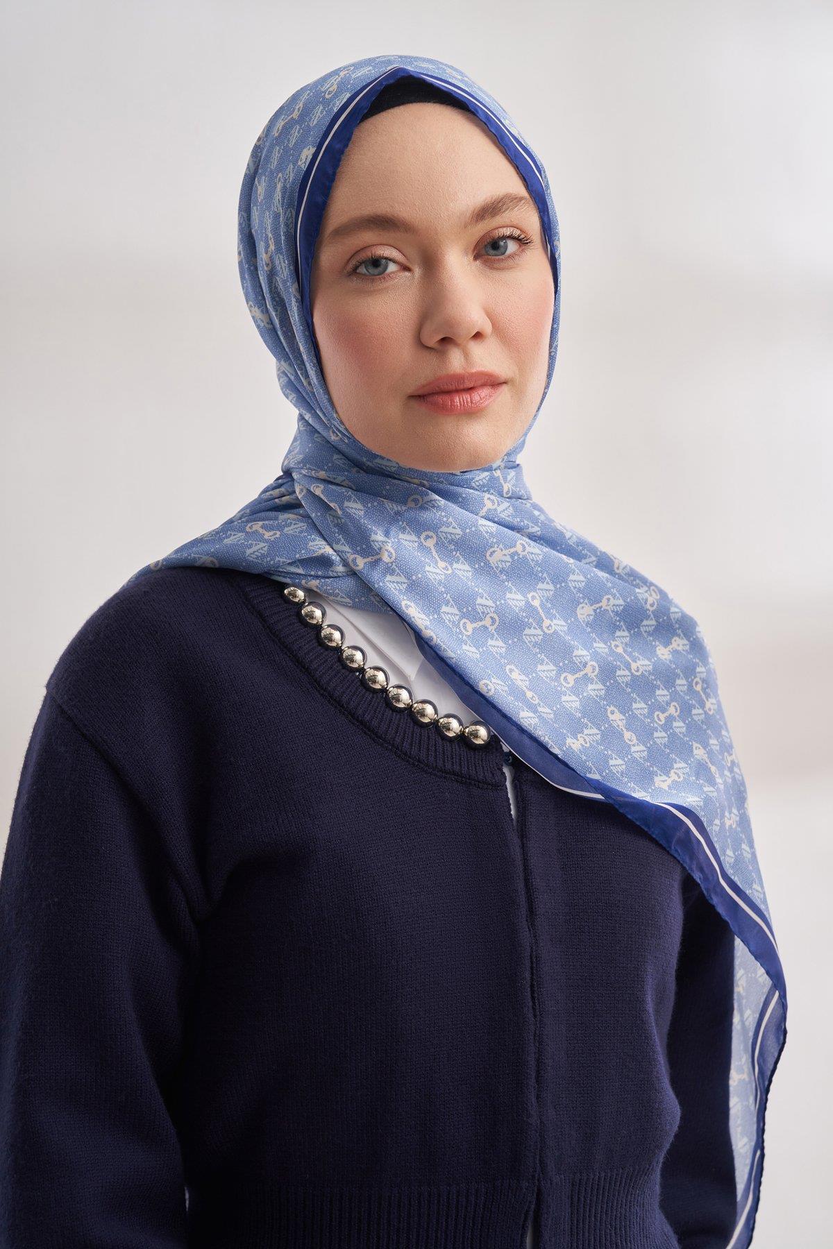 Armanda Vual Monogram Desen Şal 3361-Bebe Mavi