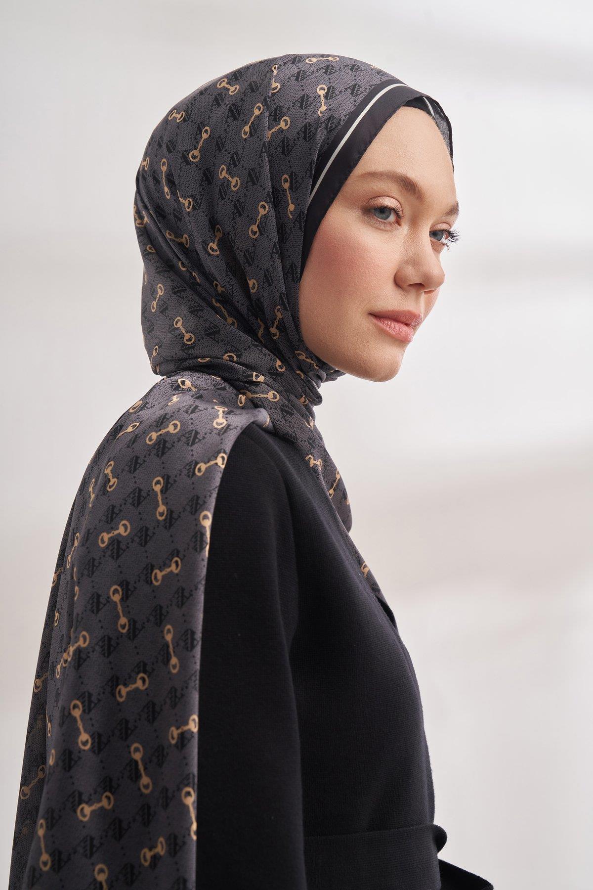 Armanda Vual Monogram Desen Şal 3361-Füme