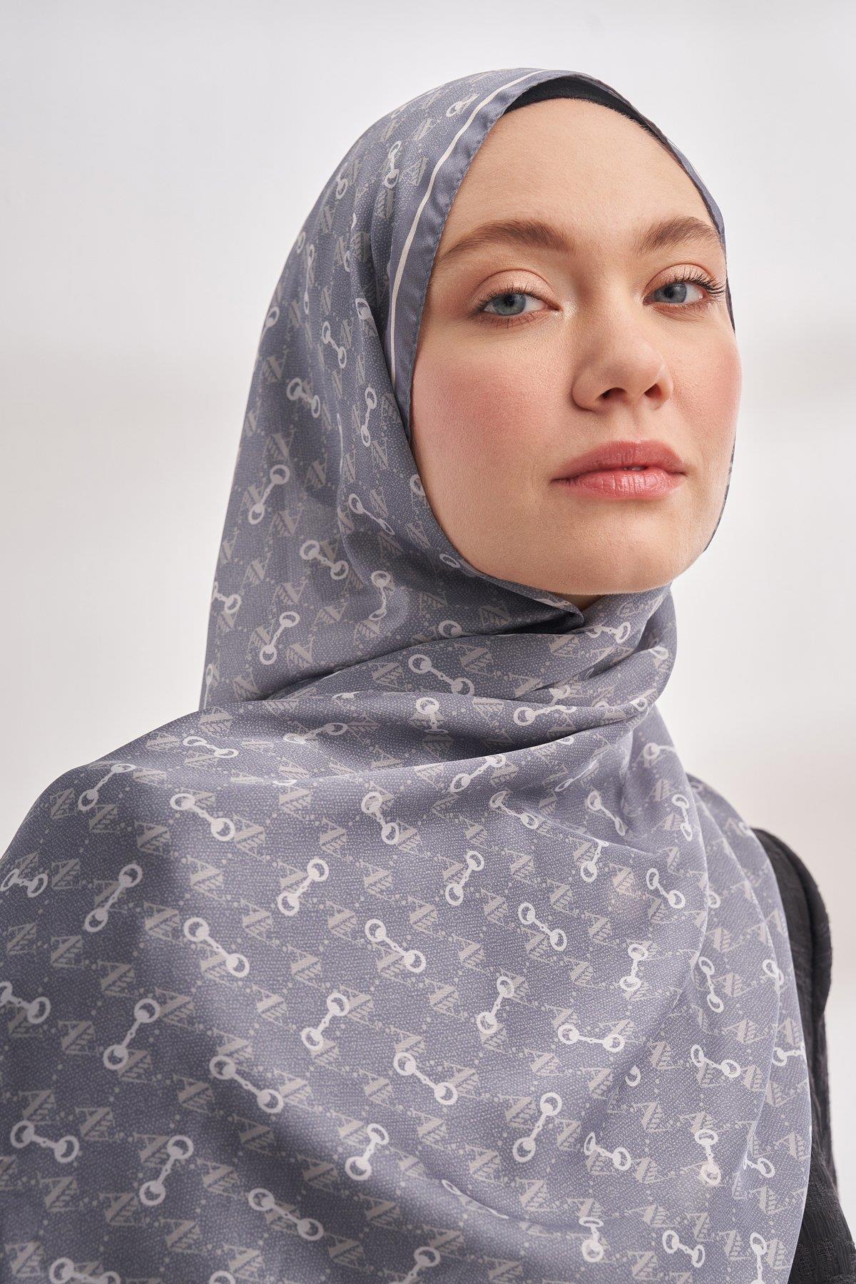 Armanda Vual Monogram Desen Şal 3361-Gri