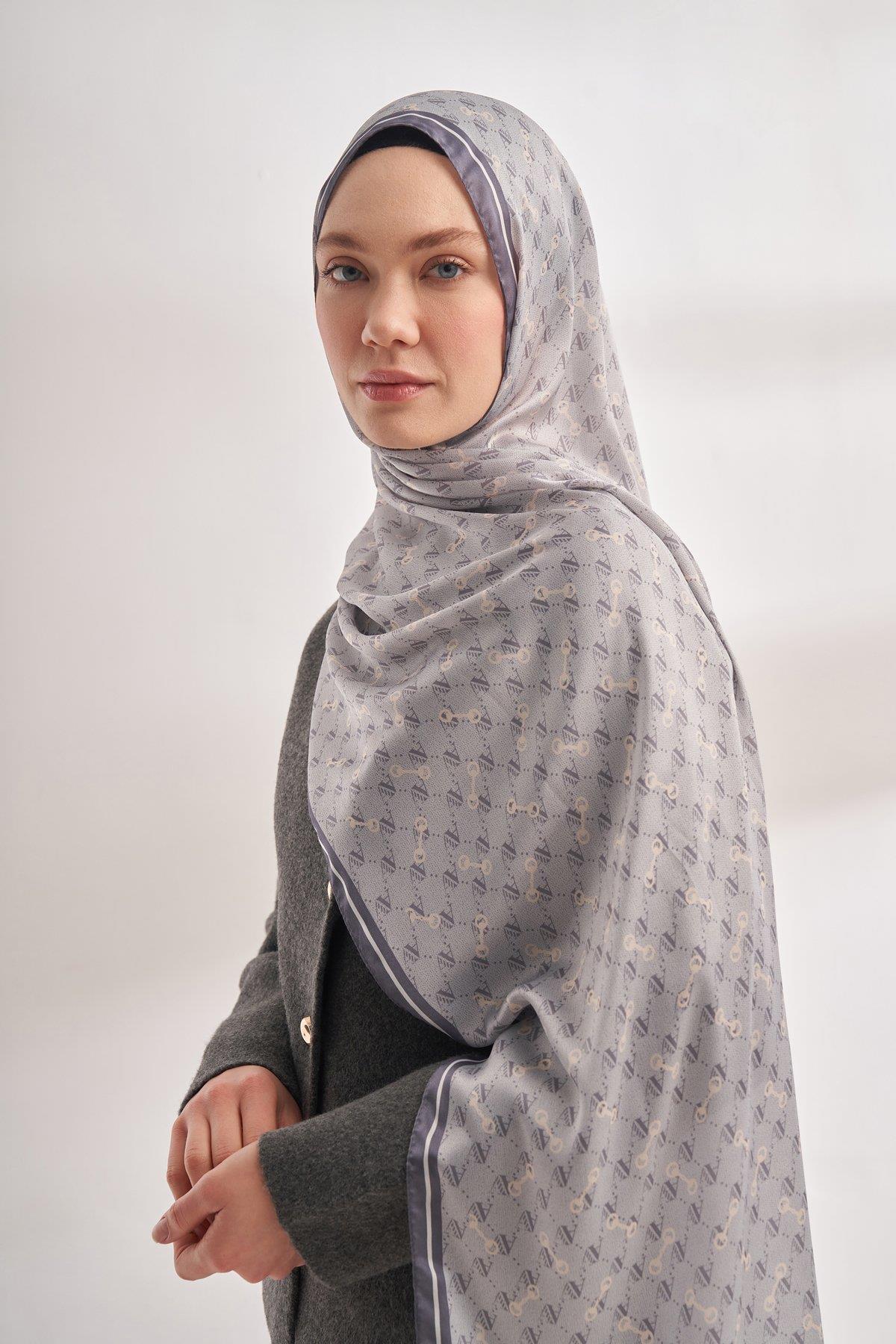 Armanda Vual Monogram Desen Şal 3361-Gümüş Gri