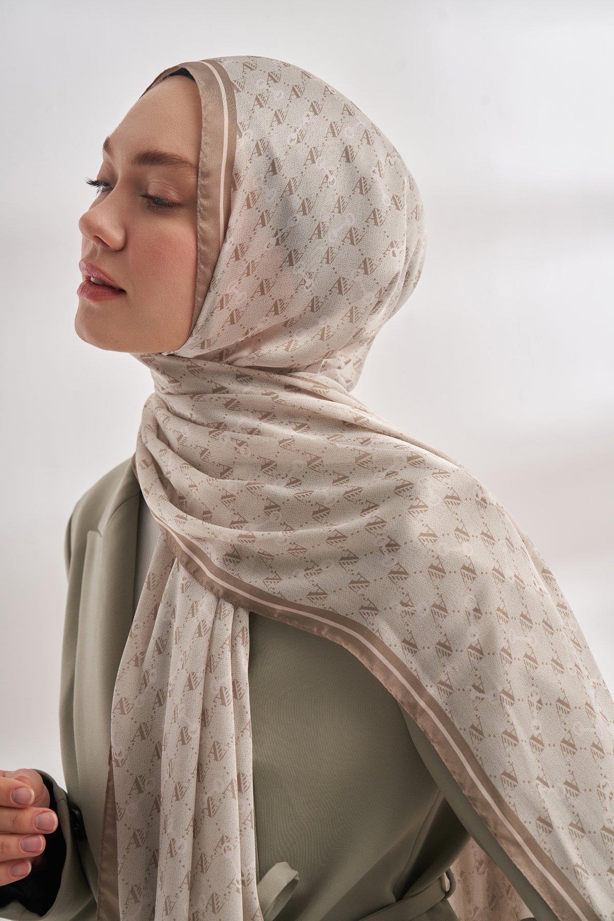 Armanda Vual Monogram Desen Şal 3361-NATUREL