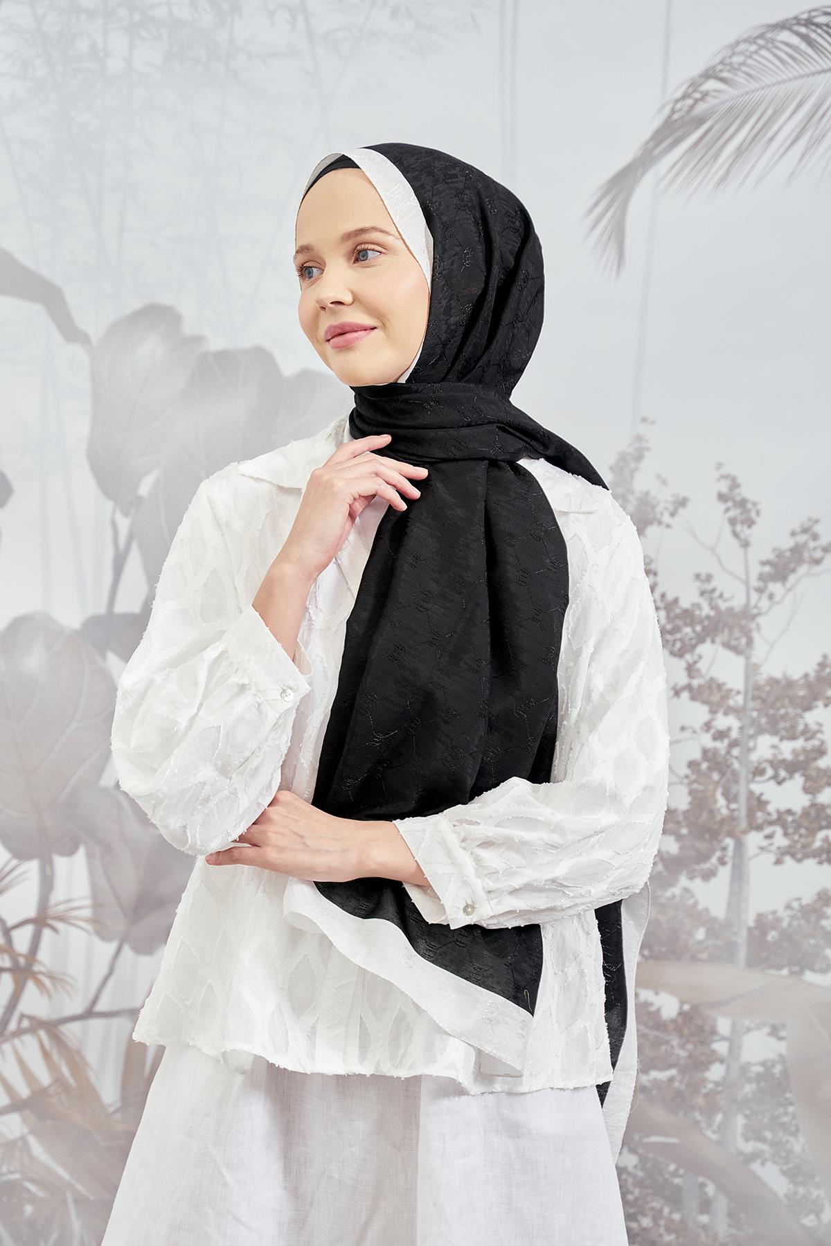 Armanda Zincir Monogram Desenli Şal 3042-Siyah