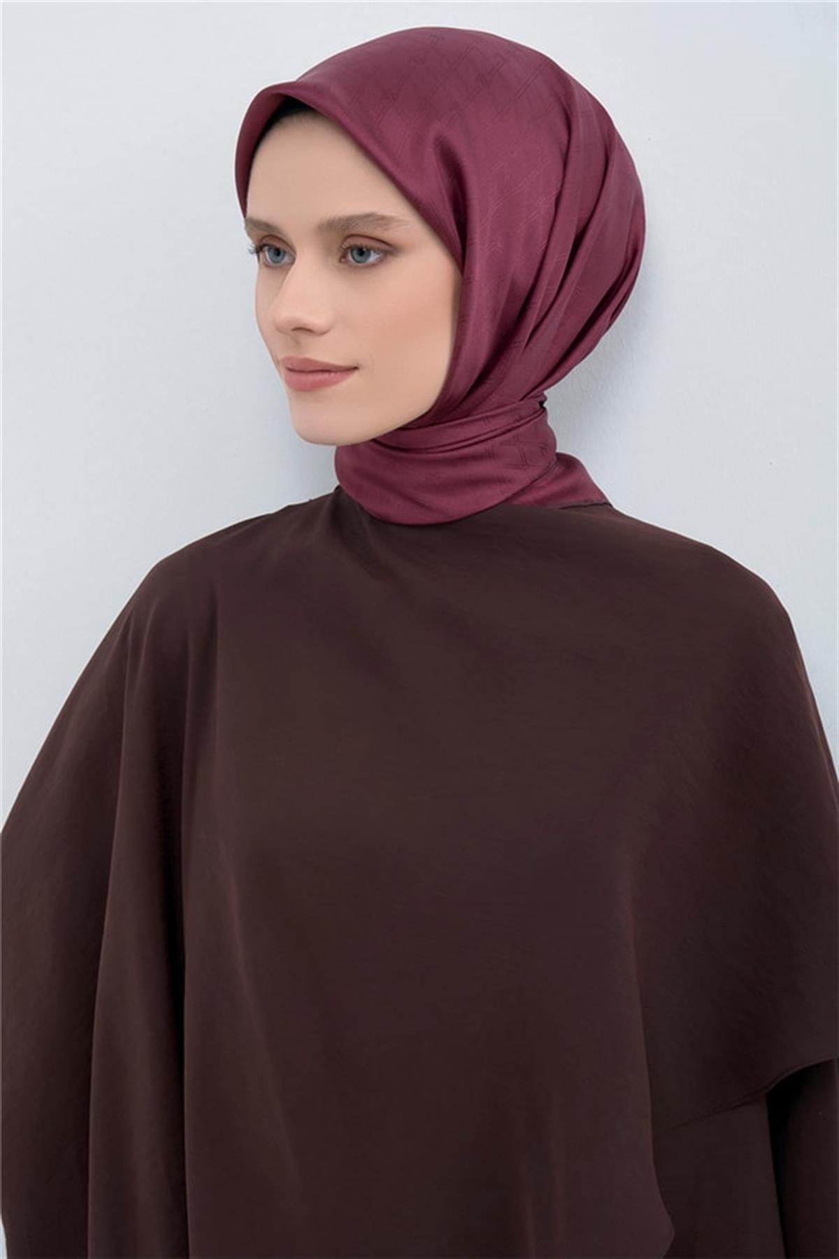 Armine Jakarlı İpek Eşarp 2003D E25KA2003D01-22