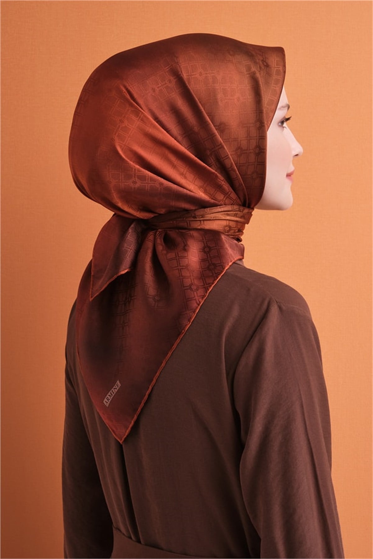 Armine Jakarlı İpek Eşarp 9647D-08