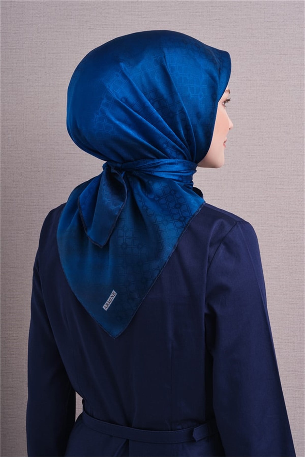 Armine Jakarlı İpek Eşarp 9647D-36