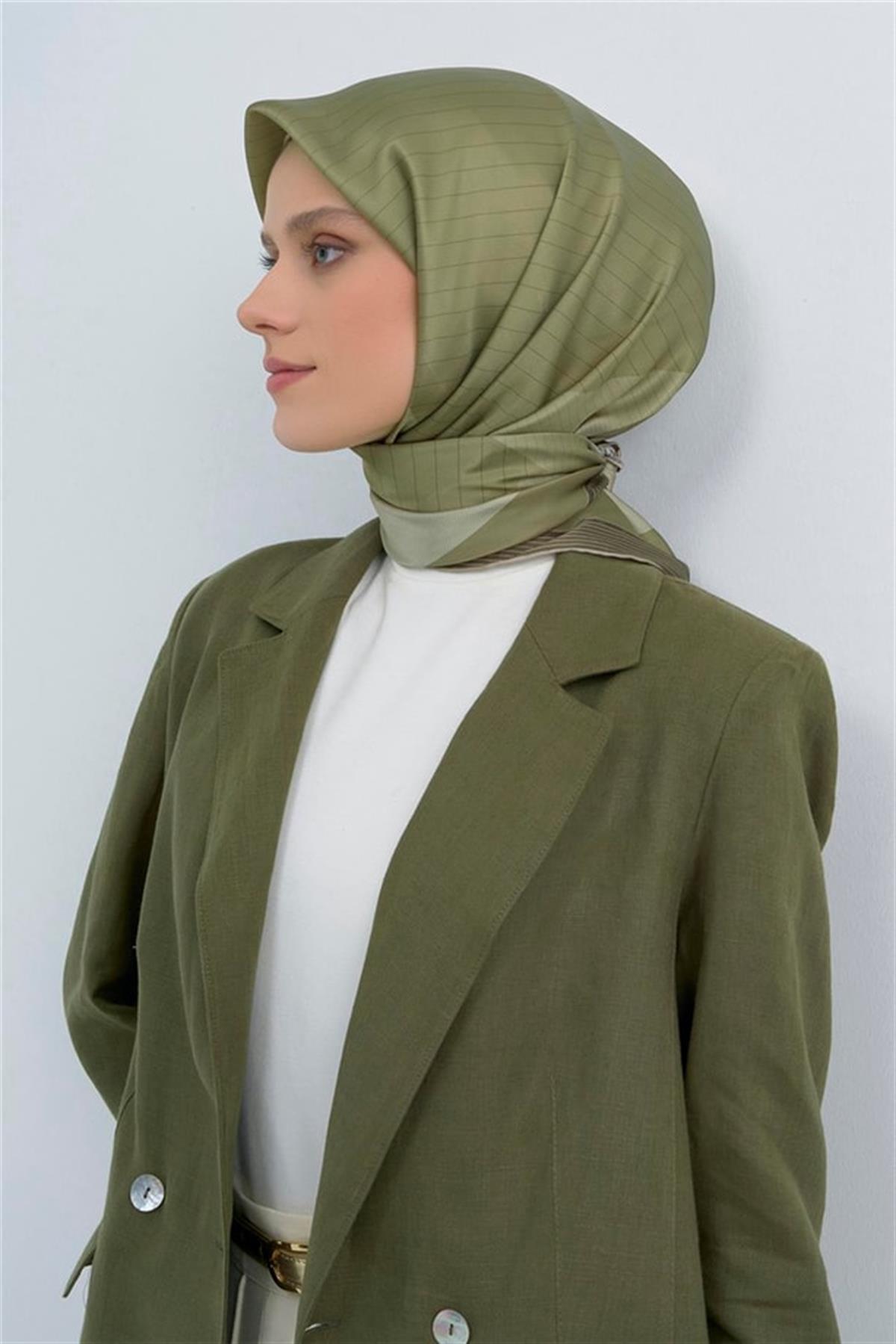 Armine Saten İpek Eşarp 9526D E26YA9526D01-36