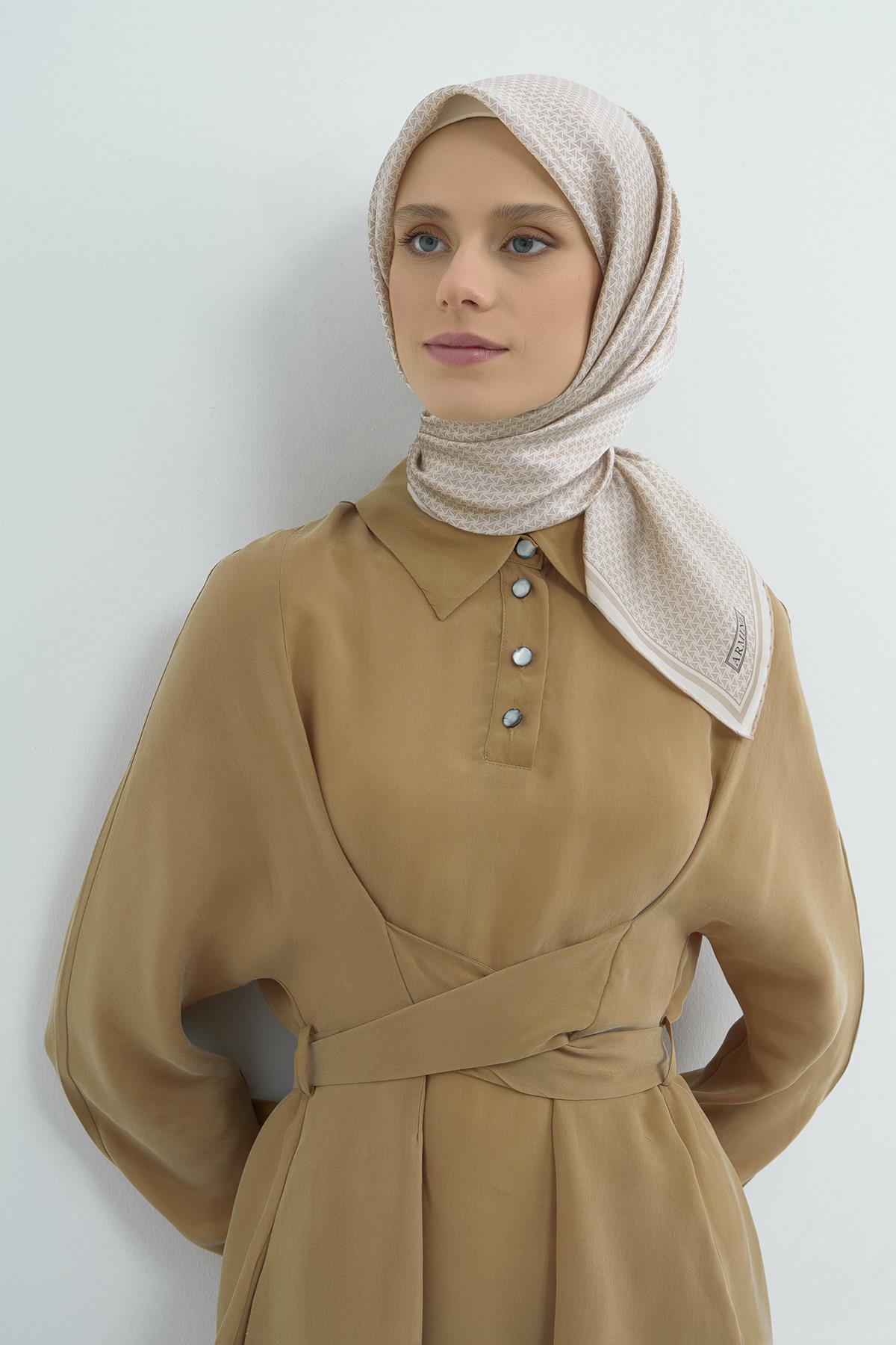 Armine Saten İpek Eşarp 9528D E26YA9528D01-51