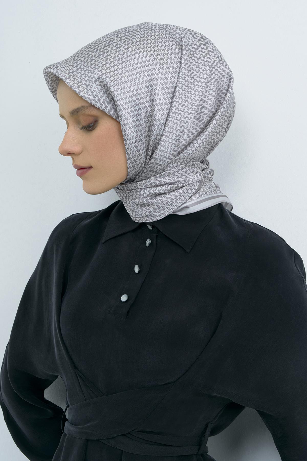 Armine Saten İpek Eşarp 9528D E26YA9528D01-83