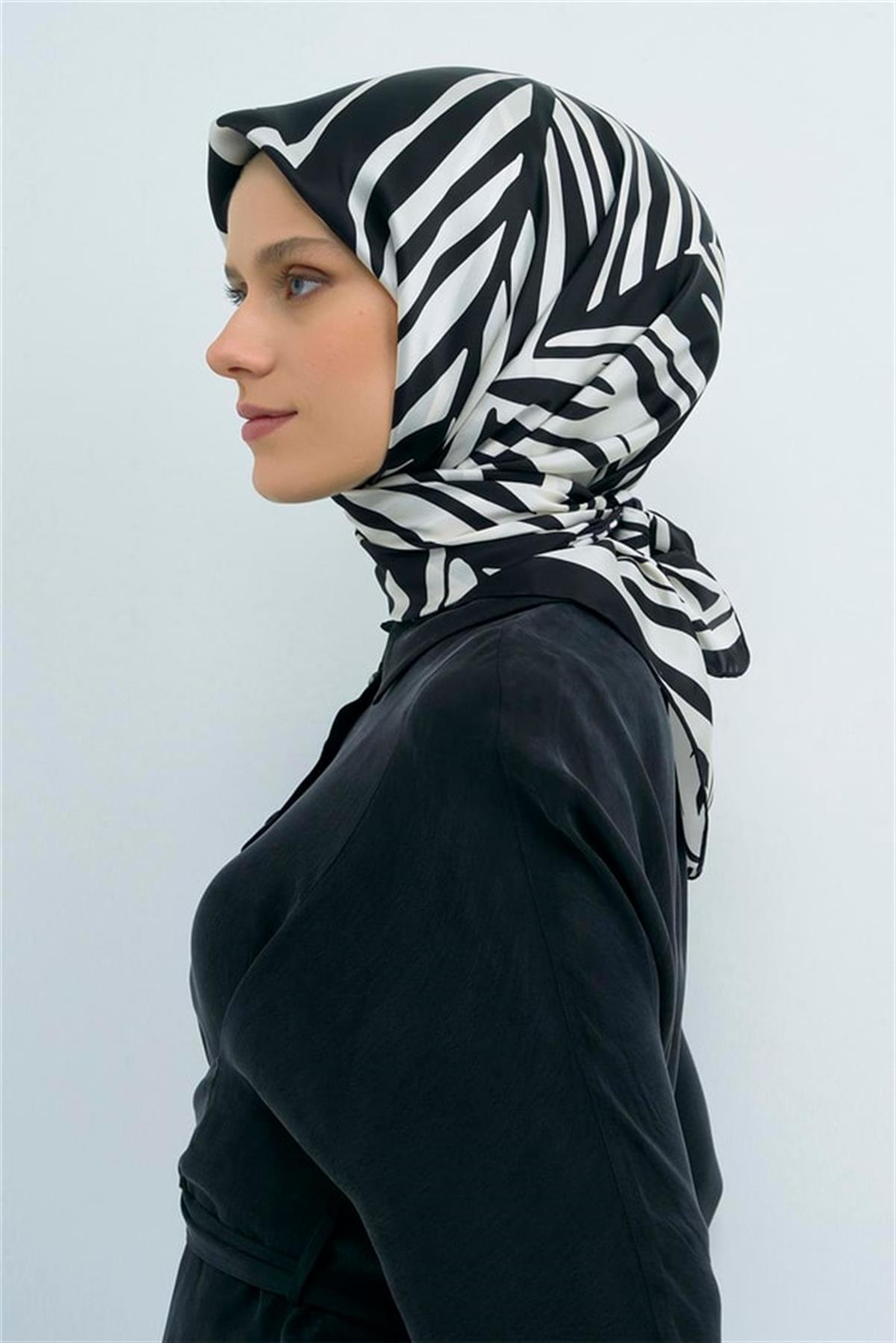 Armine Saten İpek Eşarp 9550D E26YA9550D01-30