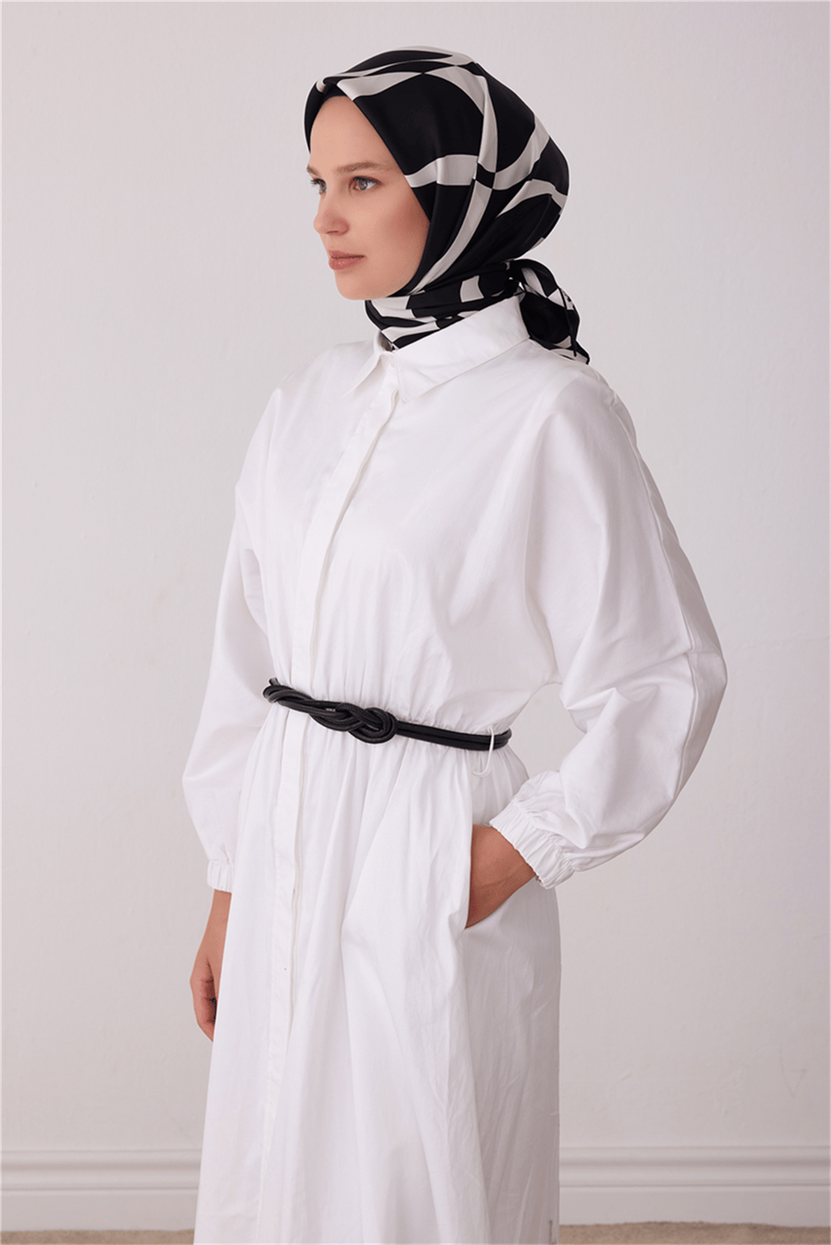 Belli Geometrik Desen Tivil İpek Eşarp E26KA4429D01-42