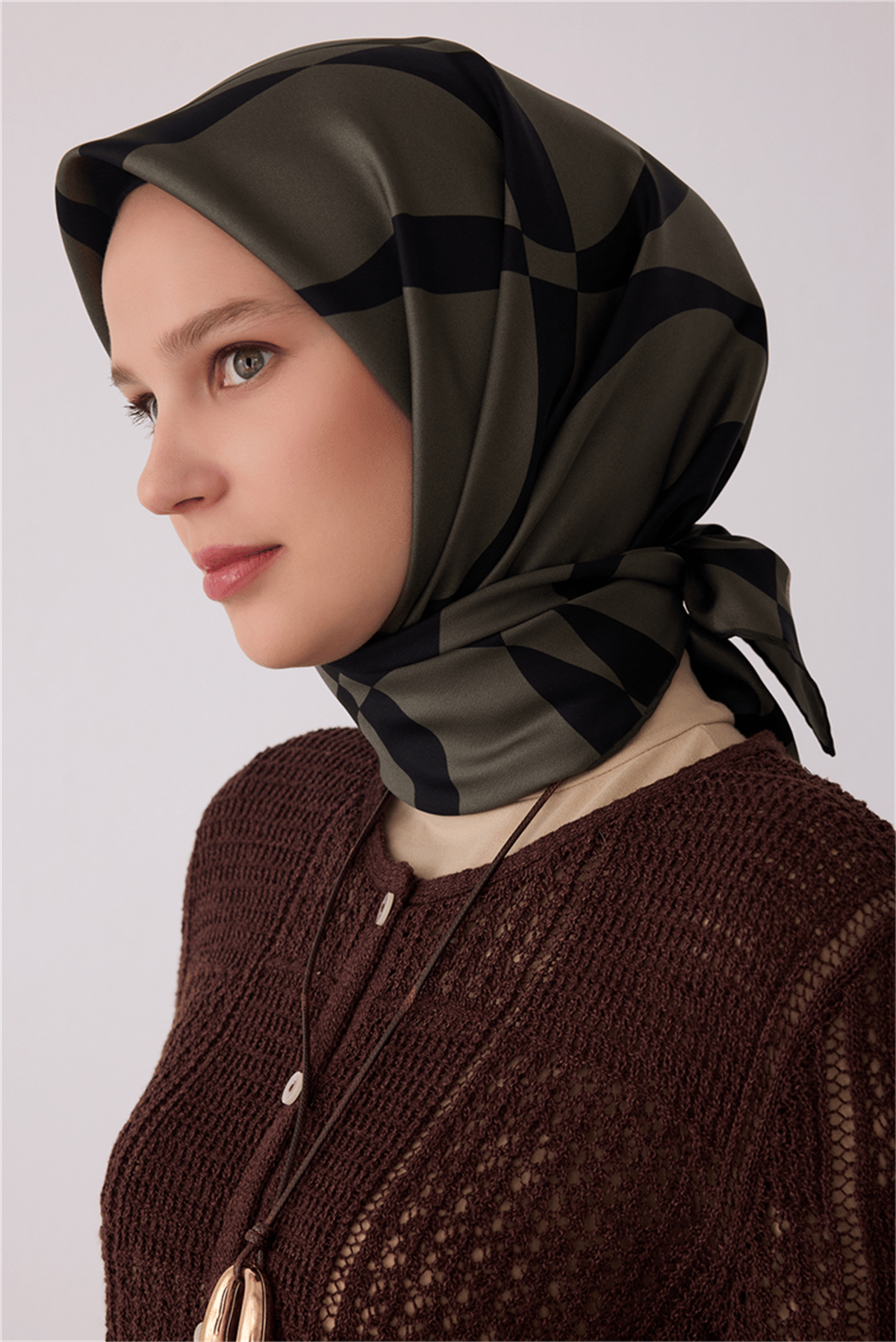 Belli Geometrik Desen Tivil İpek Eşarp E26KA4429D01-39