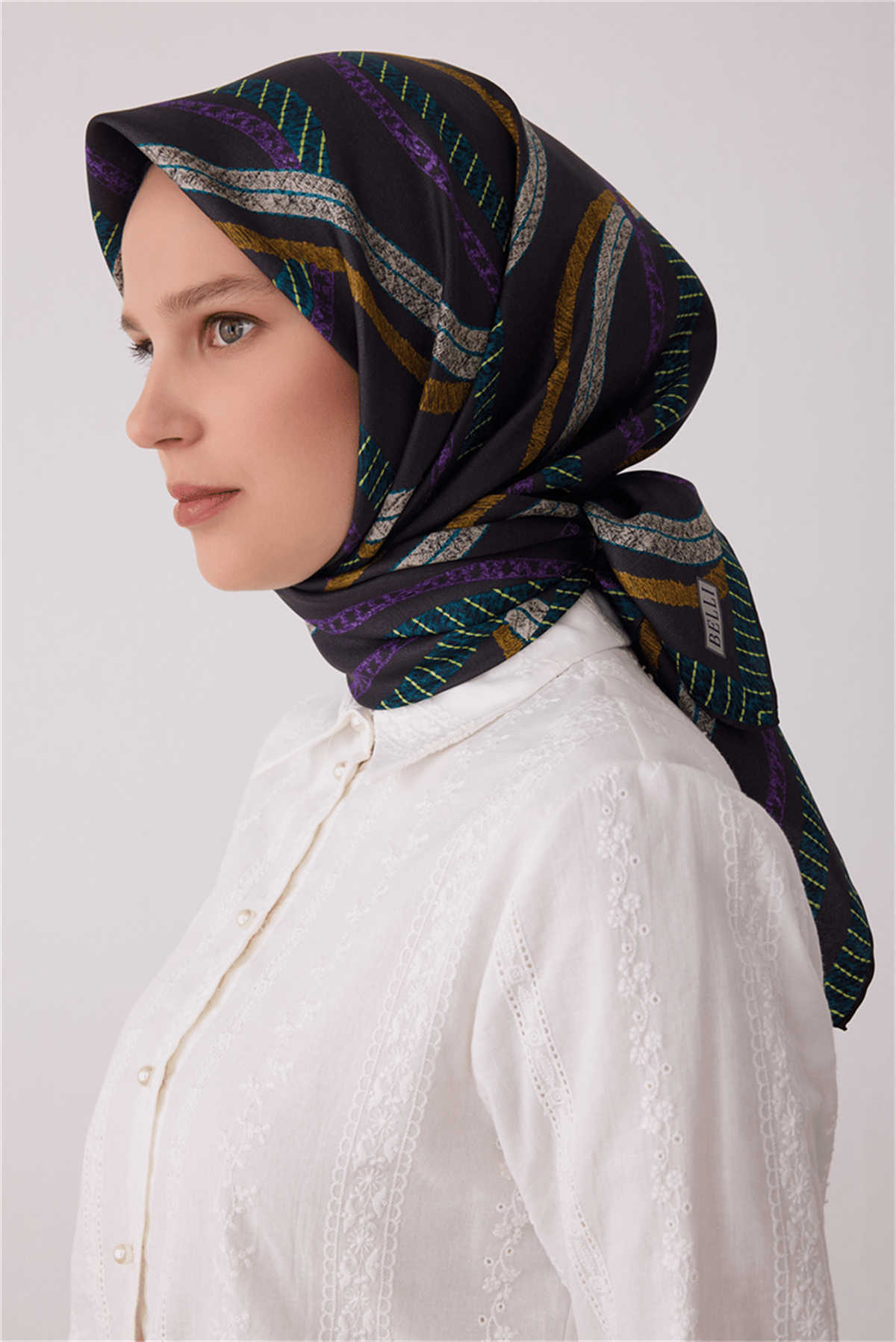 Belli Geometrik Desen Tivil İpek Eşarp E26KA4424D01-80