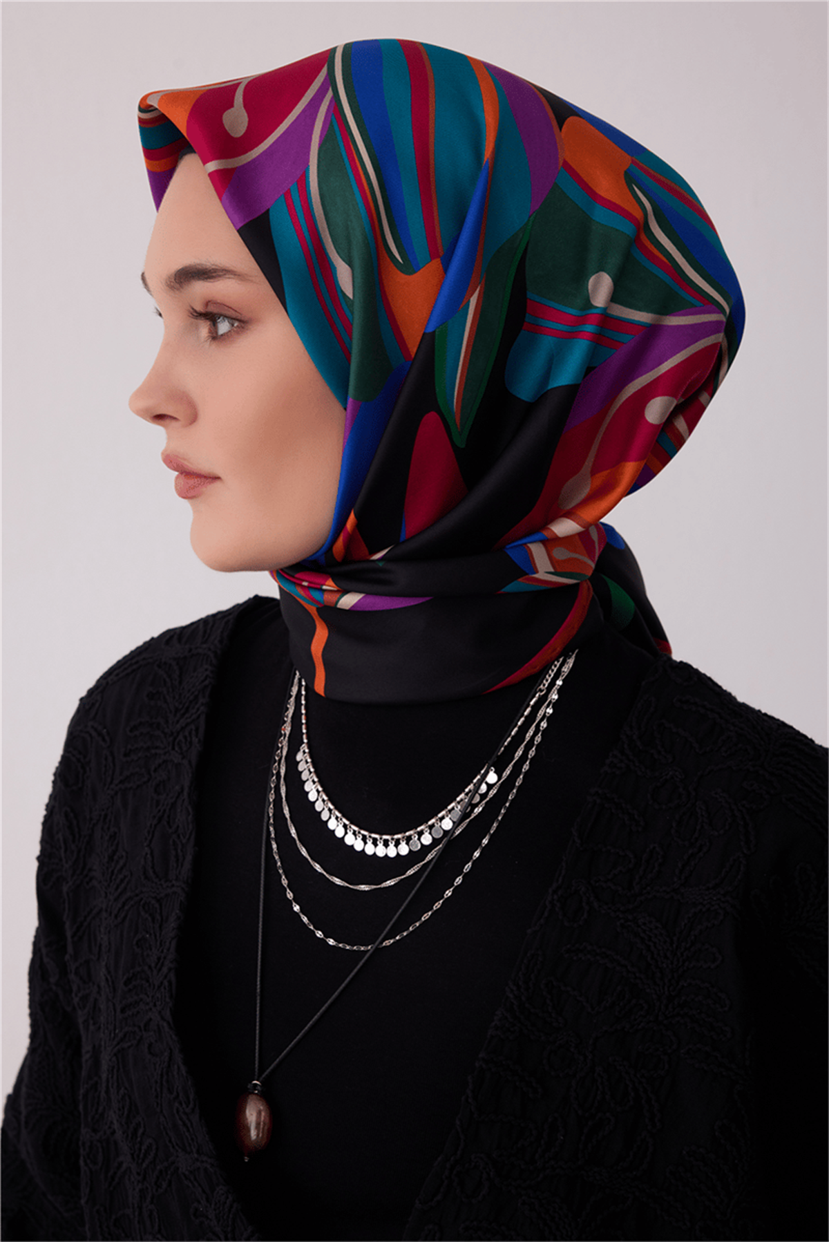 Belli Geometrik Desen Tivil İpek Eşarp E26KA4410D01-57
