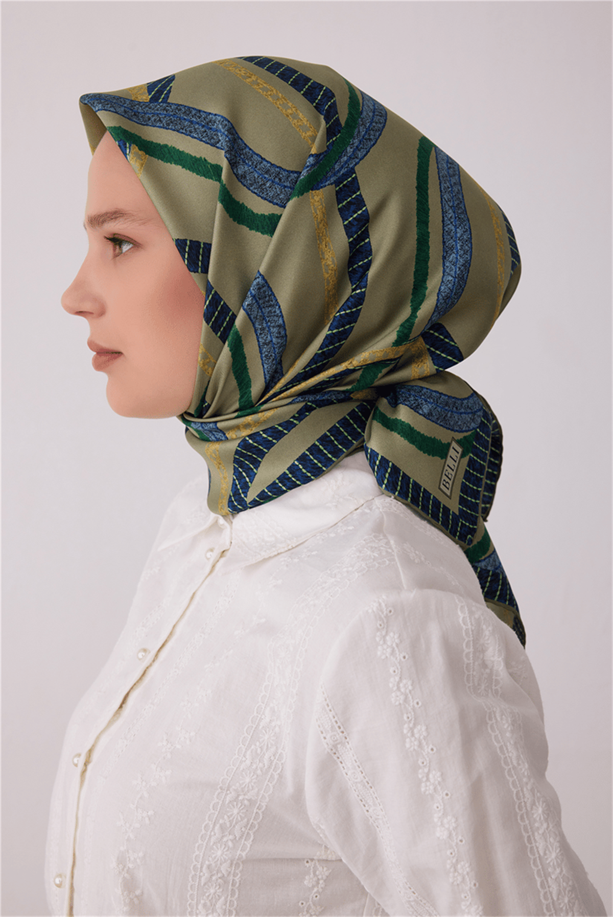 Belli Geometrik Desen Tivil İpek Eşarp E26KA4424D01-81