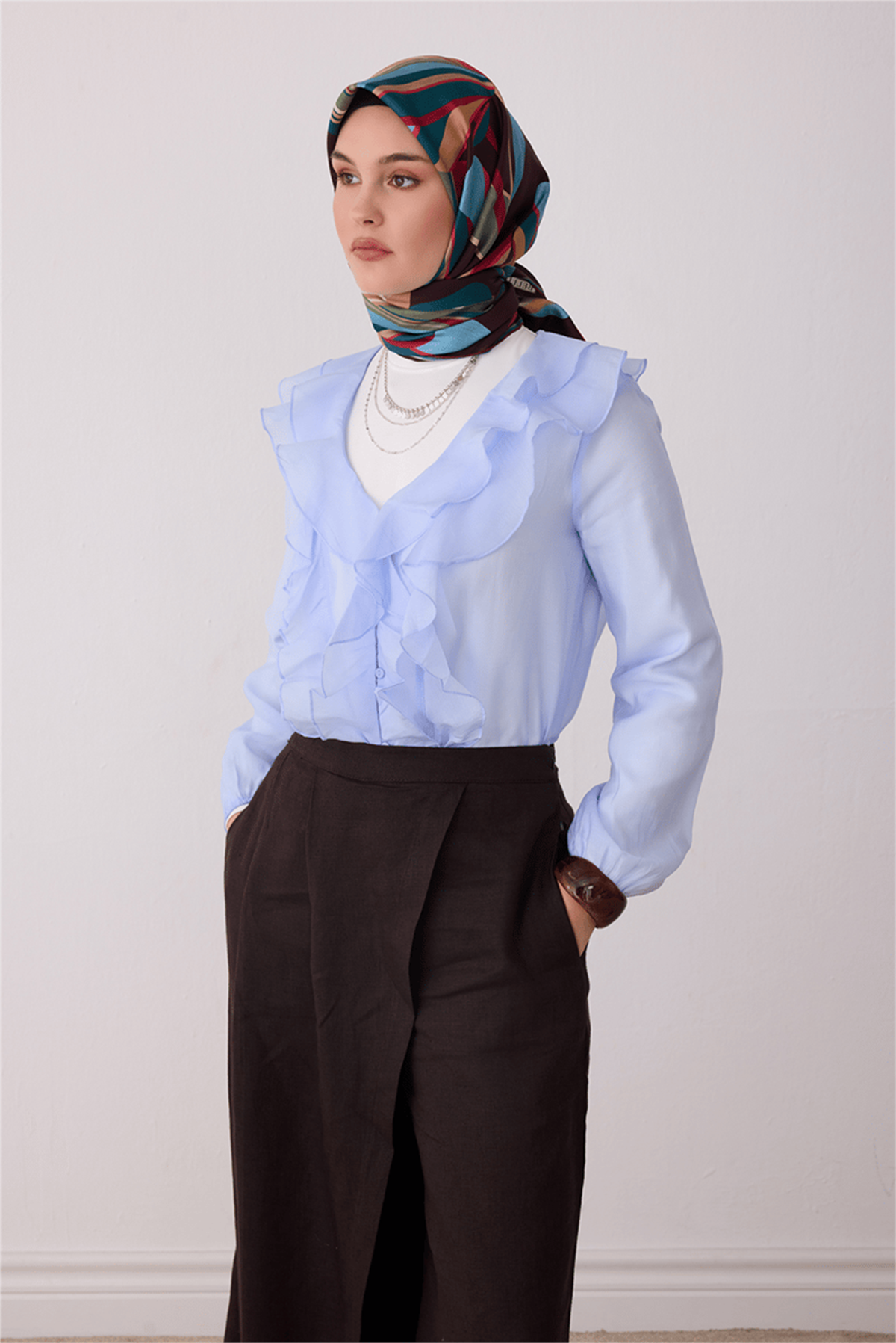 Belli Geometrik Desen Tivil İpek Eşarp E26KA4410D01-81