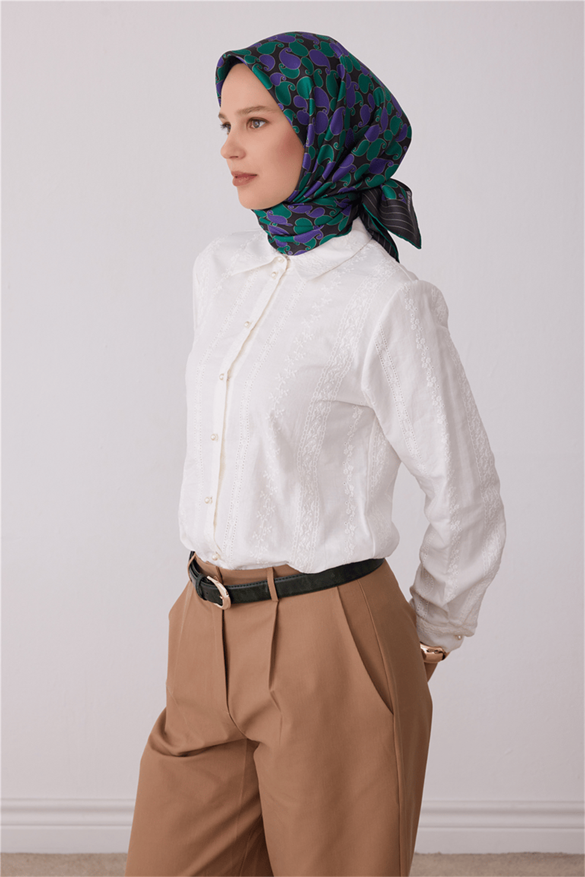 Belli Geometrik Desen Tivil İpek Eşarp E26KA4422D02-83