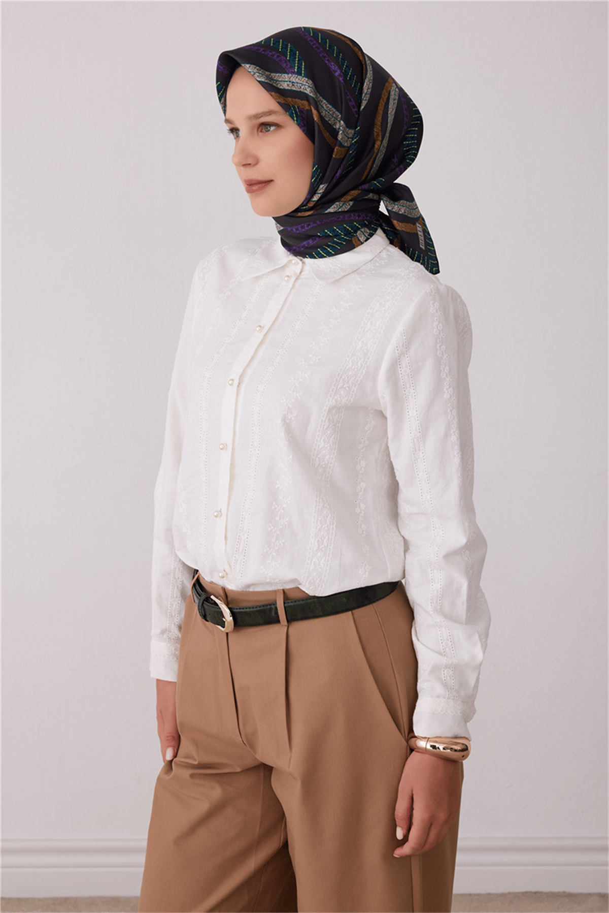 Belli Geometrik Desen Tivil İpek Eşarp E26KA4424D01-80