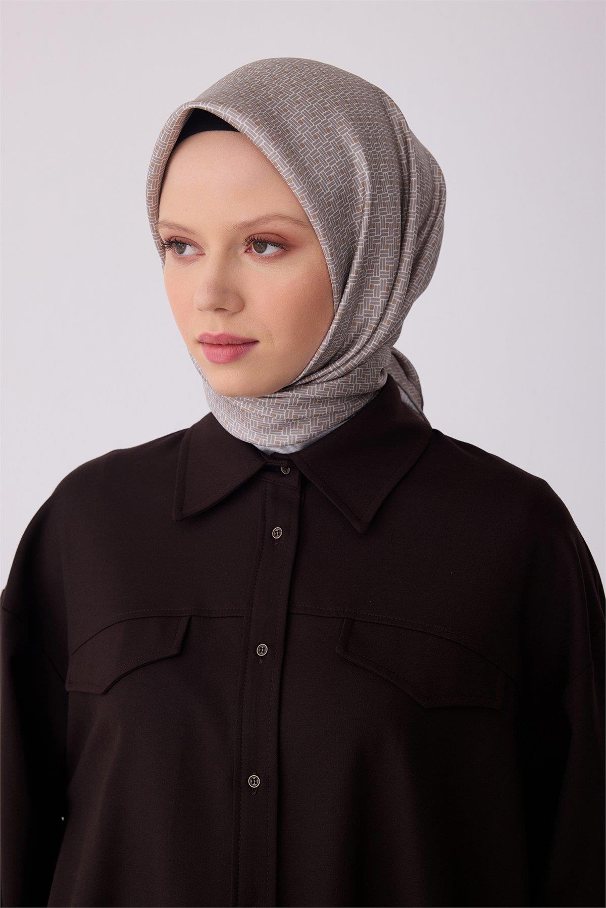 Belli Klasik Desen Tivil İpek Eşarp 4317 E26YA4317D01-05