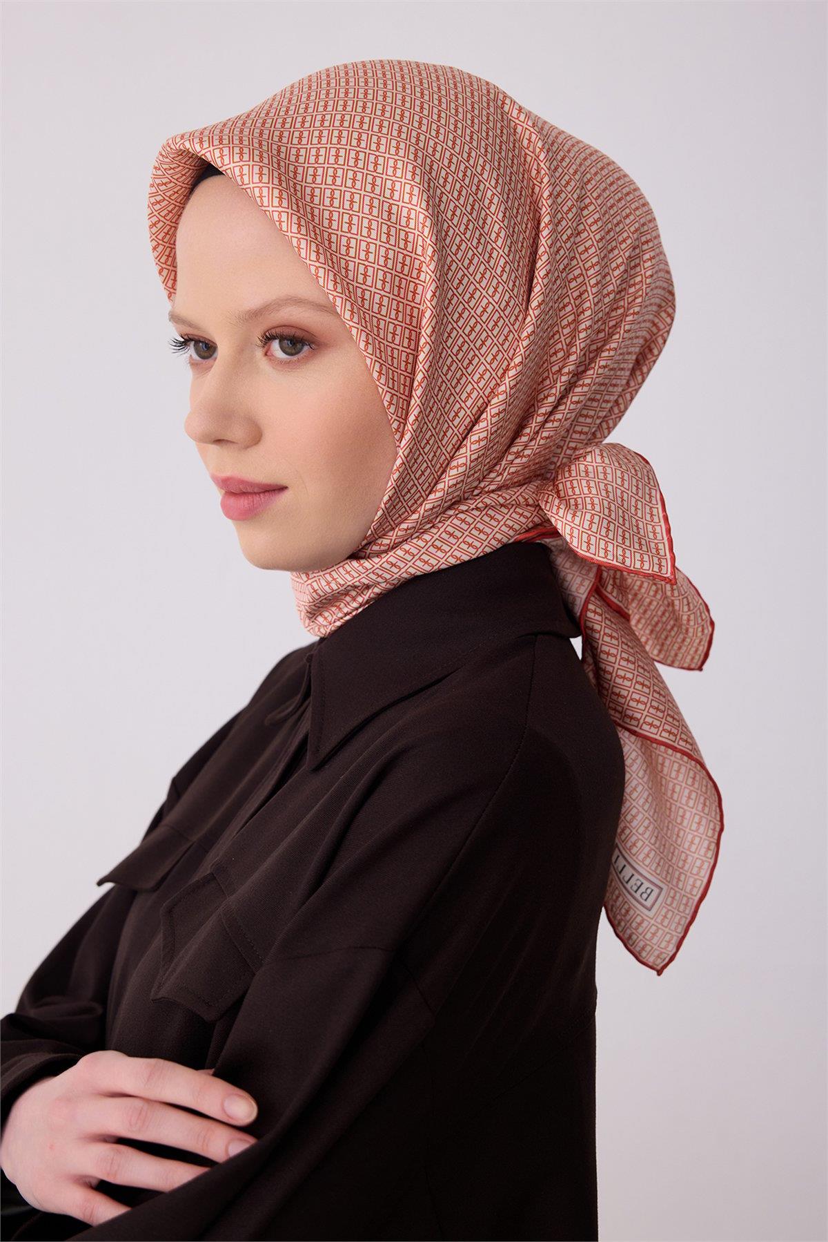 Belli Monogram Desen Tivil İpek Eşarp 4321D E26YA4321D01-84