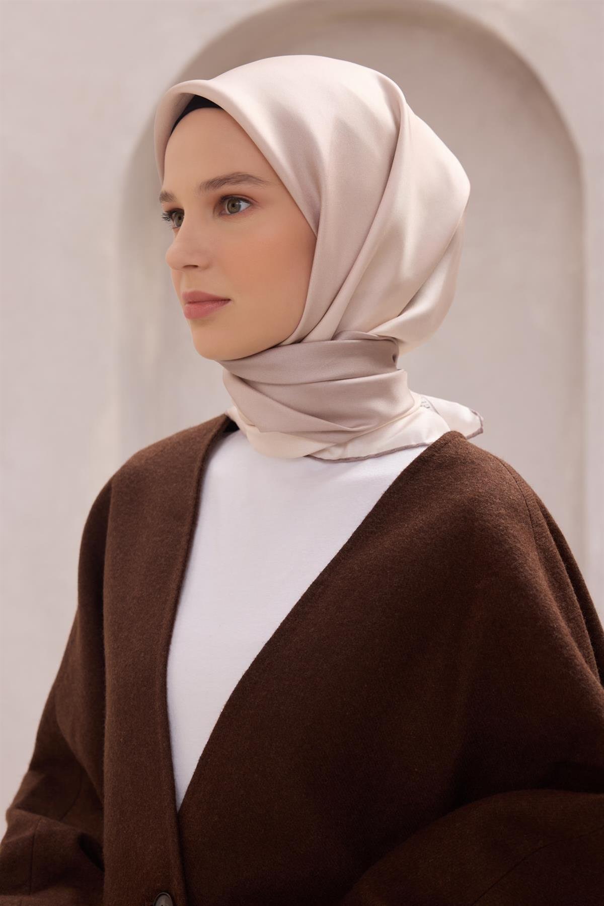 Belli Tivil İpek Degrade Eşarp 4224D-06