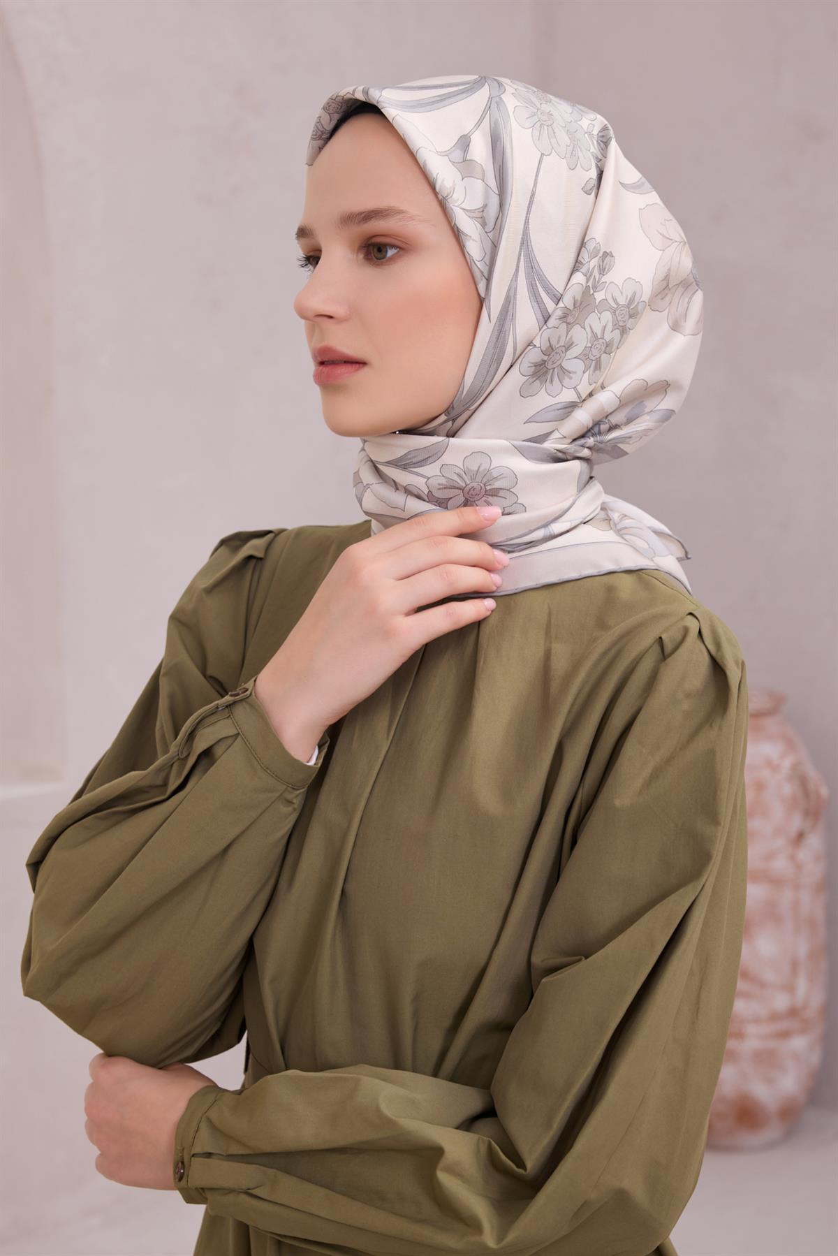 Belli Tivil İpek Eşarp 4219D-59