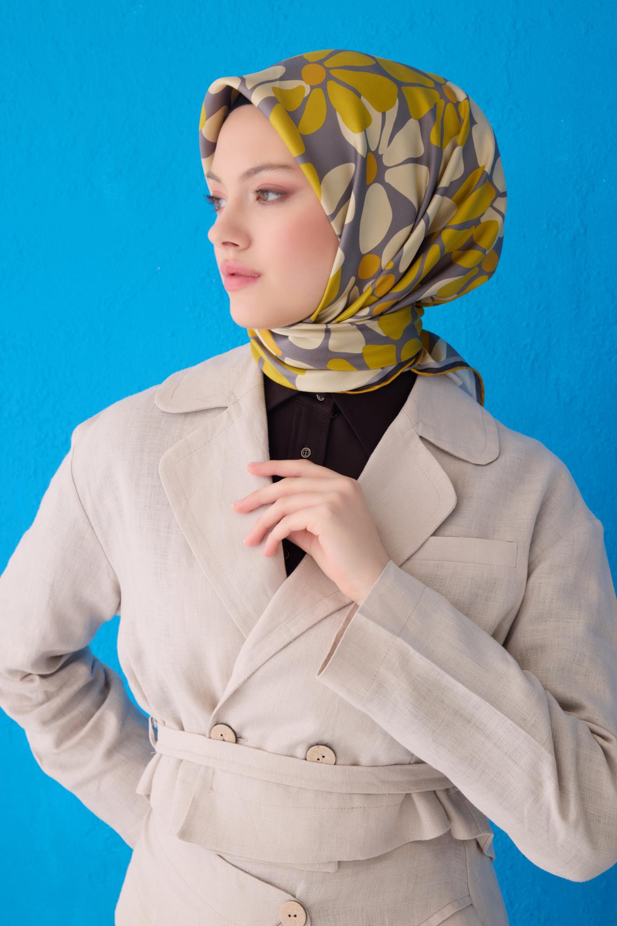 Belli Tivil İpek Eşarp E25YA4116D01-35