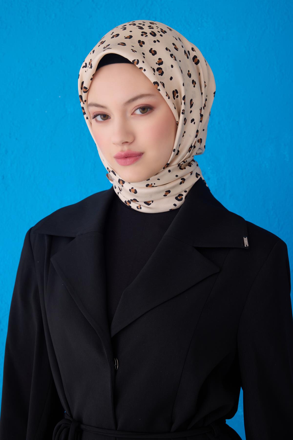 Belli Tivil İpek Eşarp E25YA4126D01-32