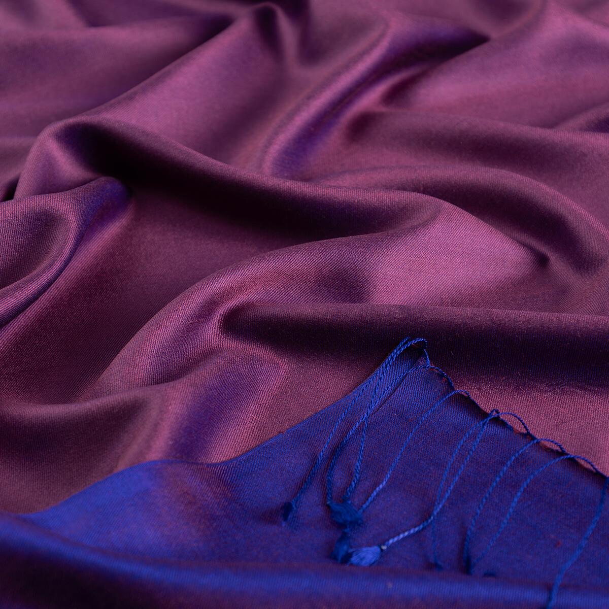 İpekevi Çift Taraflı Düz Renk İpek Şal 00927-Erguvan Saks Mavi