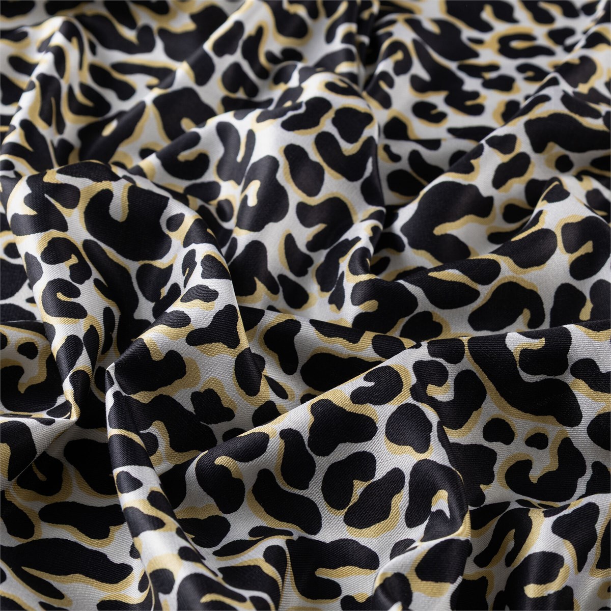 İpekevi Leopar Desenli İpek Şal 02452-Siyah Gold