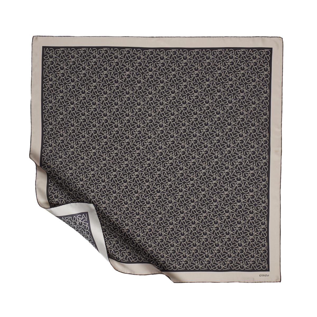 İpekevi Typo Monogram Tivil İpek Eşarp-Siyah Taş