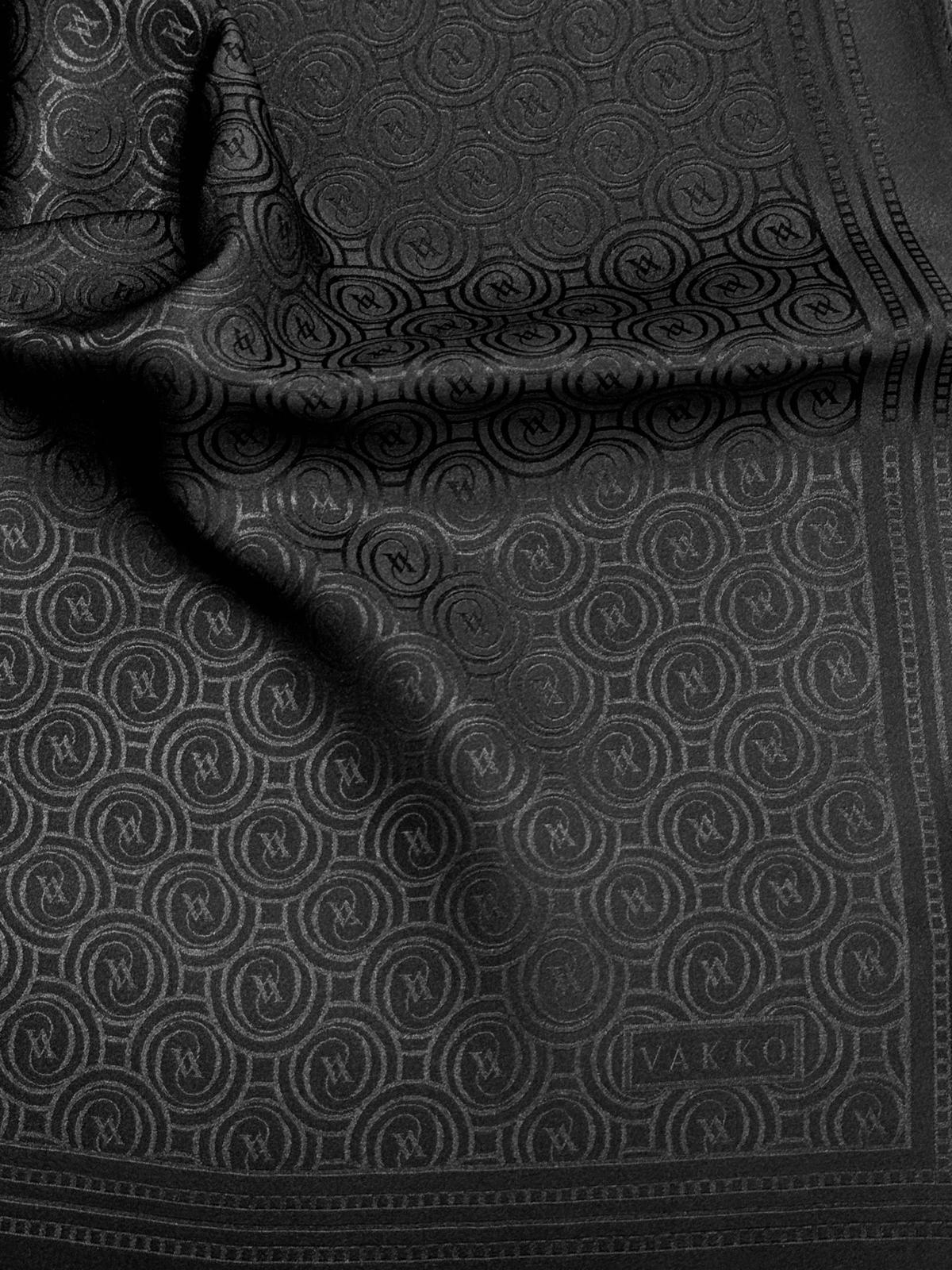 Vakko Jakarlı İpek Özel Seri Monogram Şal 41364-Siyah