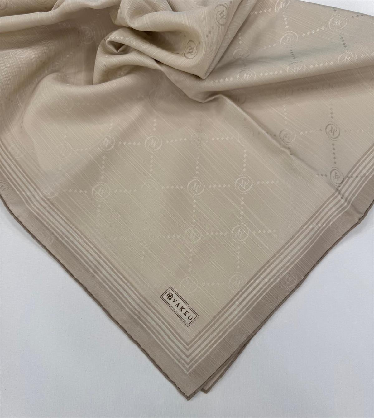 Vakko Monogram Pamuk İpek Bordürlü Eşarp 41588-Vizon
