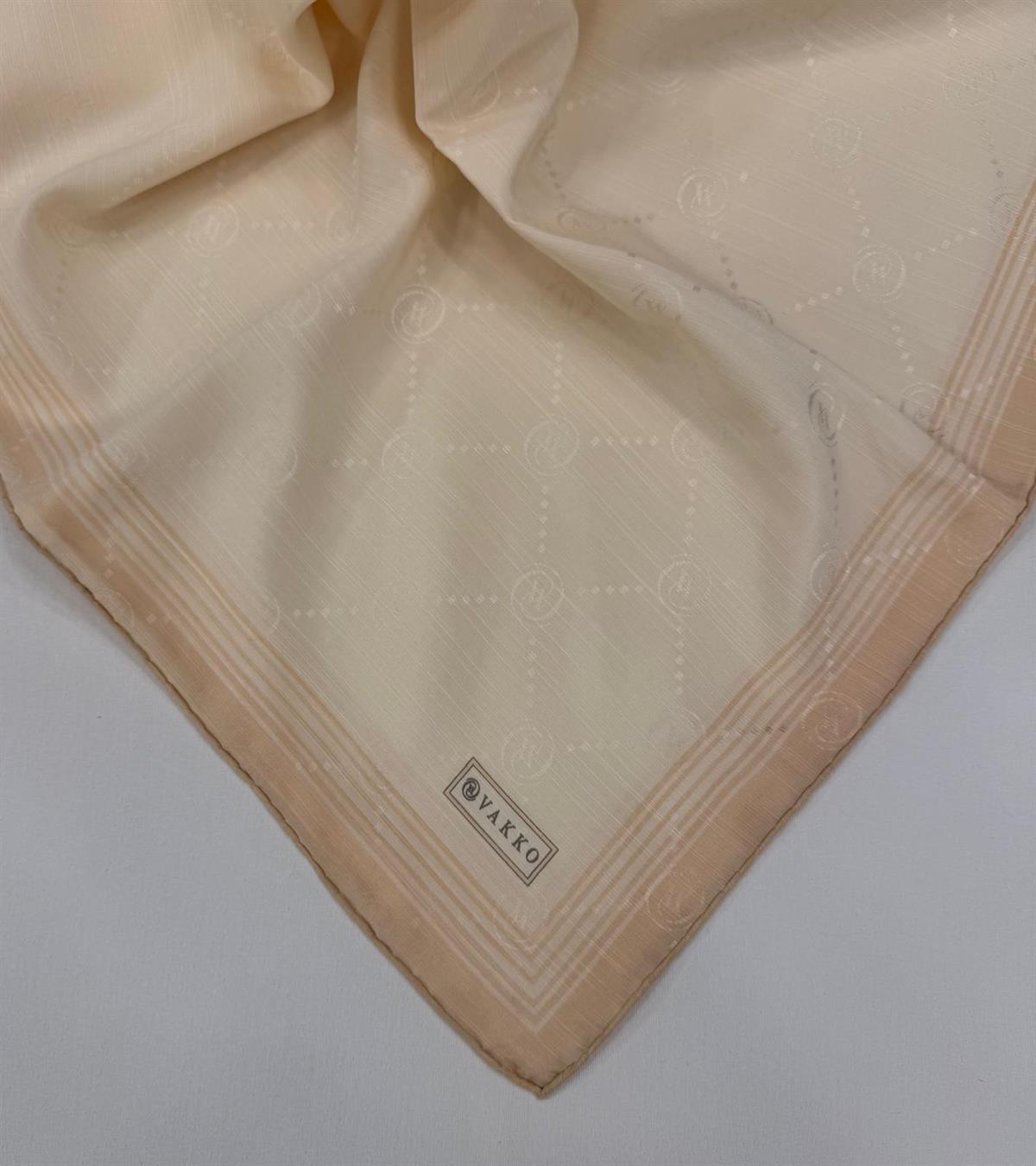 Vakko Monogram Pamuk İpek Bordürlü Eşarp 41588-Ekru