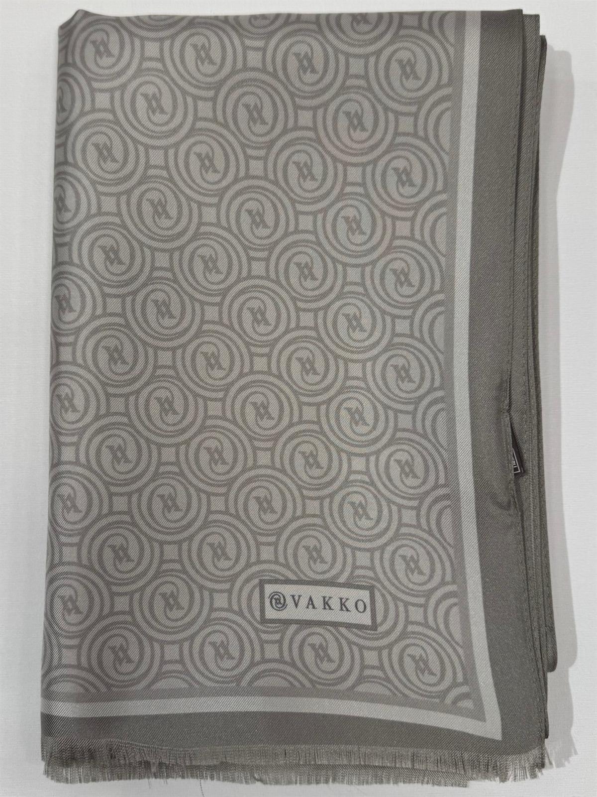 Vakko Tivil Monogram İpek Şal 41407-Açık Haki