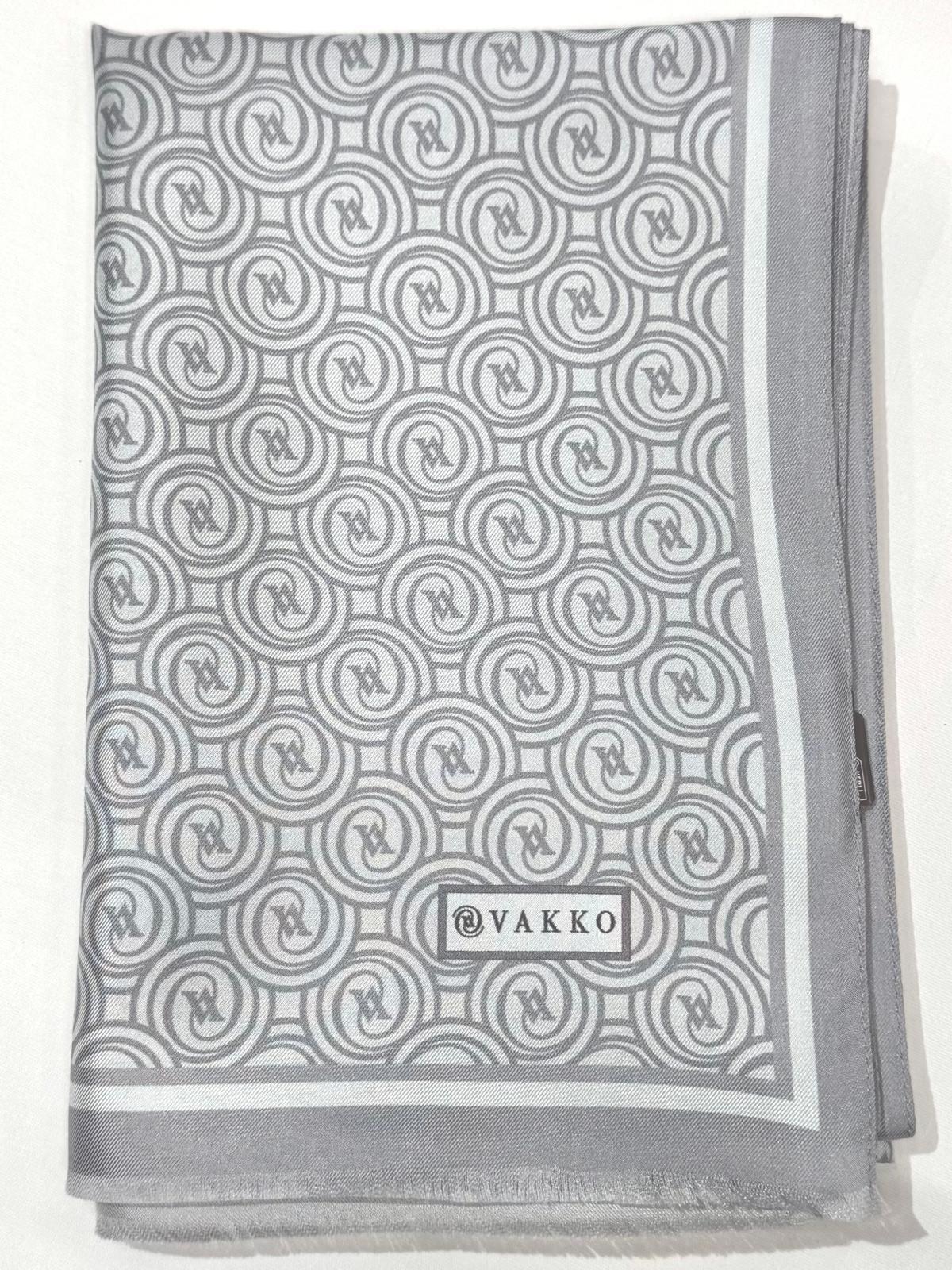 Vakko Tivil Monogram İpek Şal 41407-Gümüş