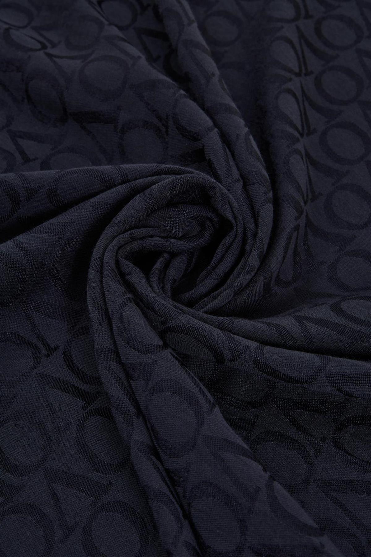 Valentino Orlandi Jakarlı Monogram Şal  27042025-Lacivert