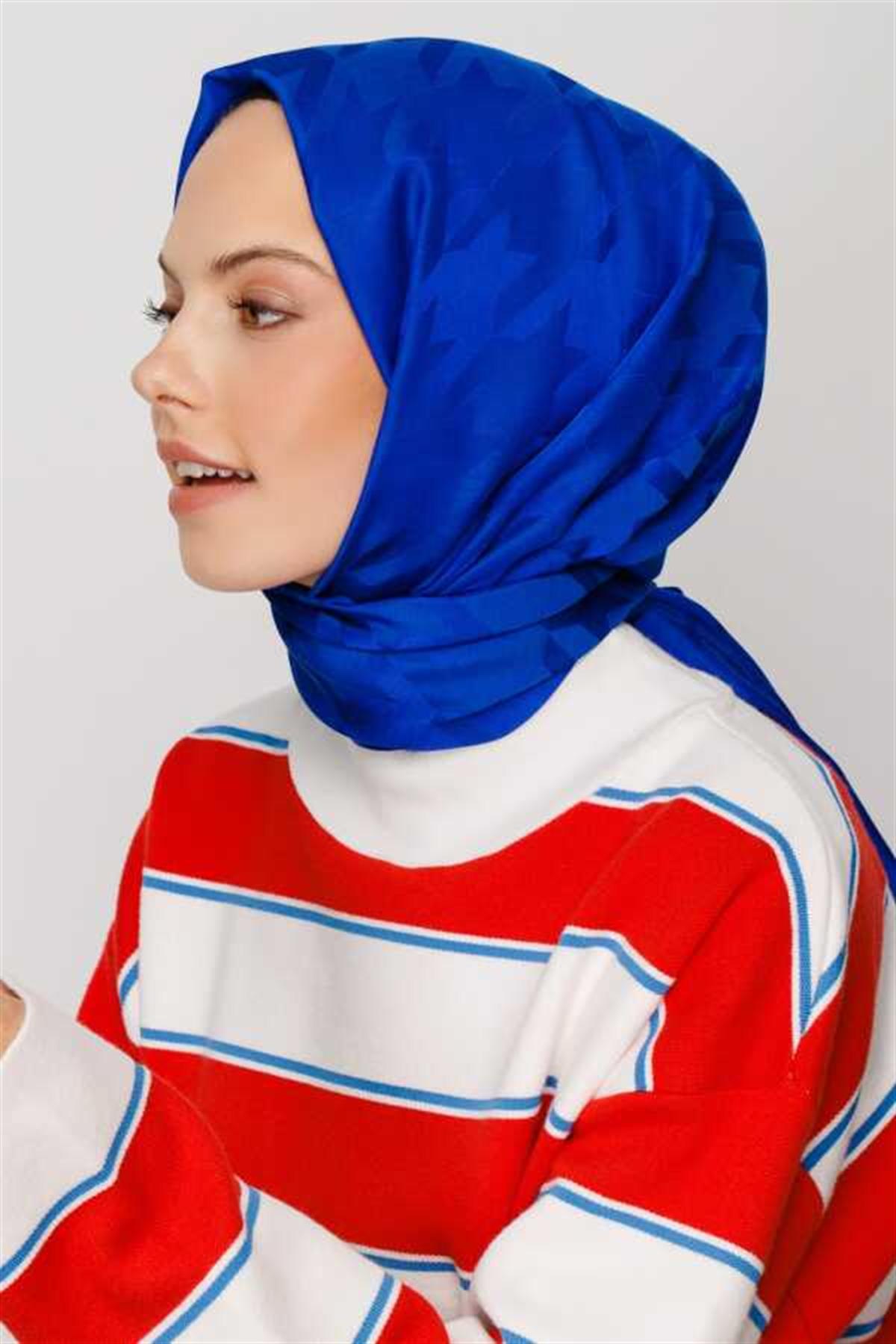Valor Scarf  Kazayağı Desenli İpeksi Jakarlı Şal 06112024-Saks