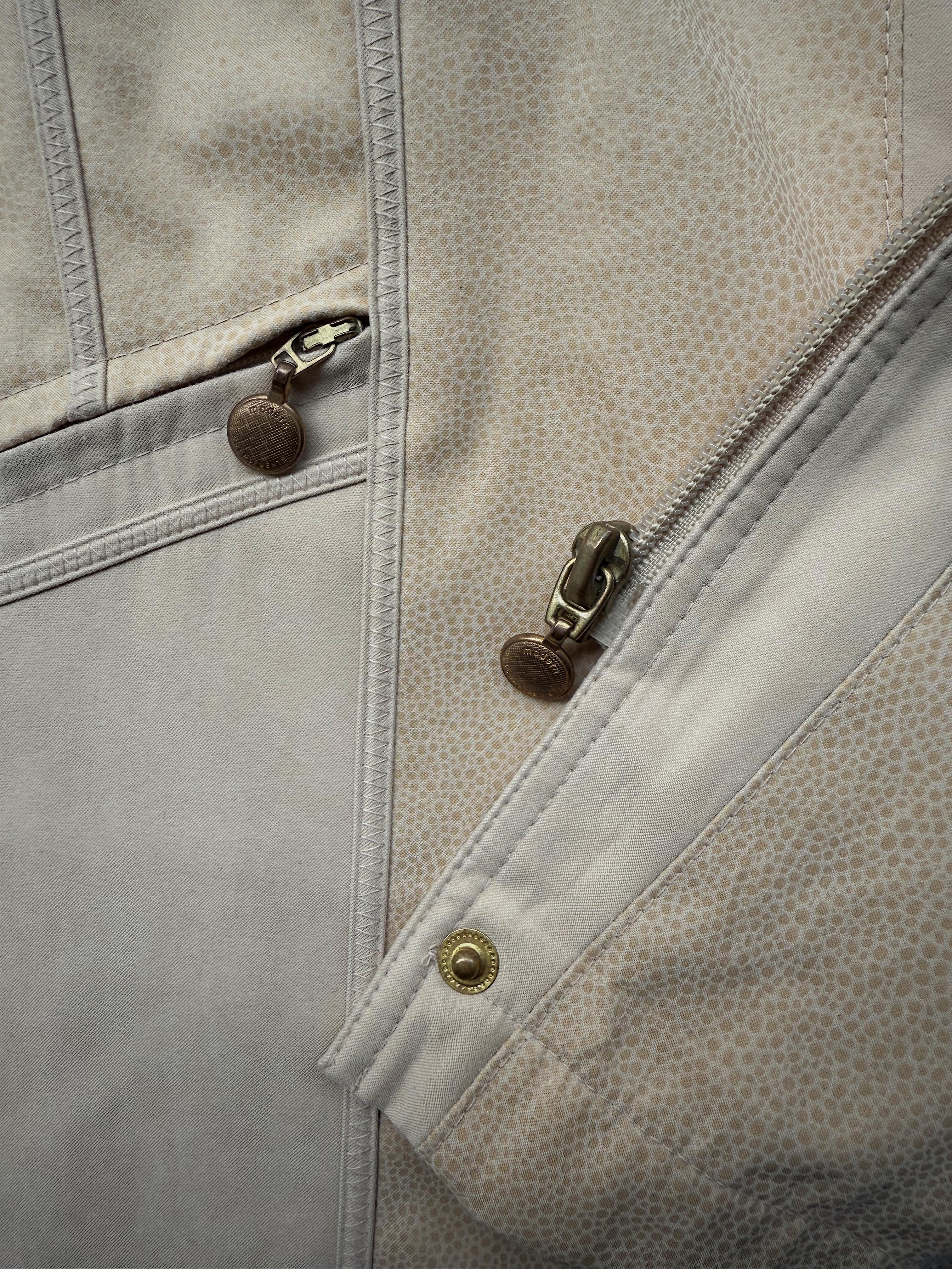 Deri Görünümlü Bej Ceket