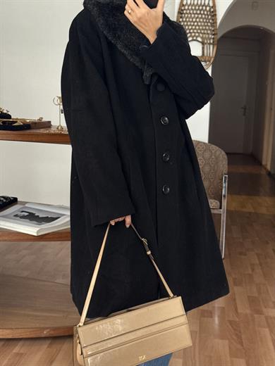 ANTRASİT RENKLİ KÜRK YAKA PALTO