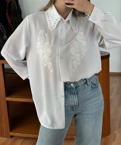 BEYAZ DANTEL İŞLEMELİ GÖMLEK