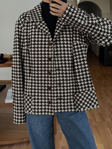 KAHVERENGİ-BEYAZ KAZAYAĞI DESENLİ BLAZER CEKET