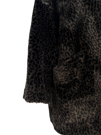 LEOPAR DESENLİ YAPAY KÜRK MONT