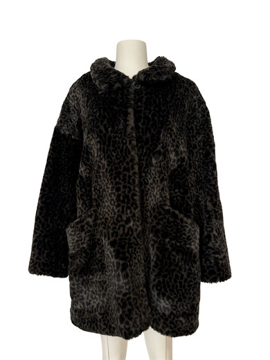 LEOPAR DESENLİ YAPAY KÜRK MONT