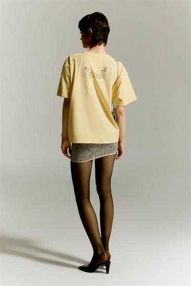 Les Petit Plaisirs Tee